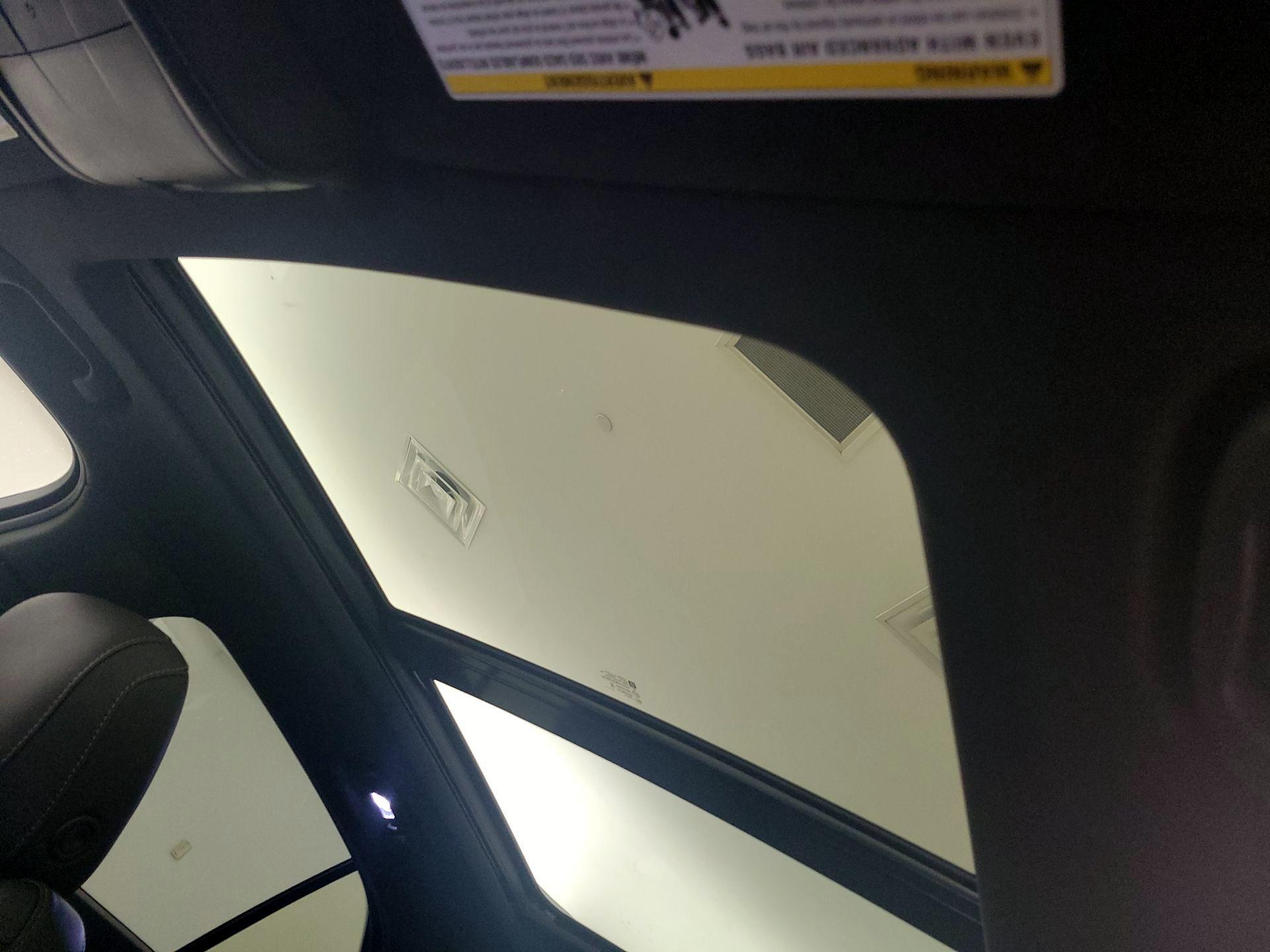 Thumbnail: 2020 Cadillac XT4 - 20