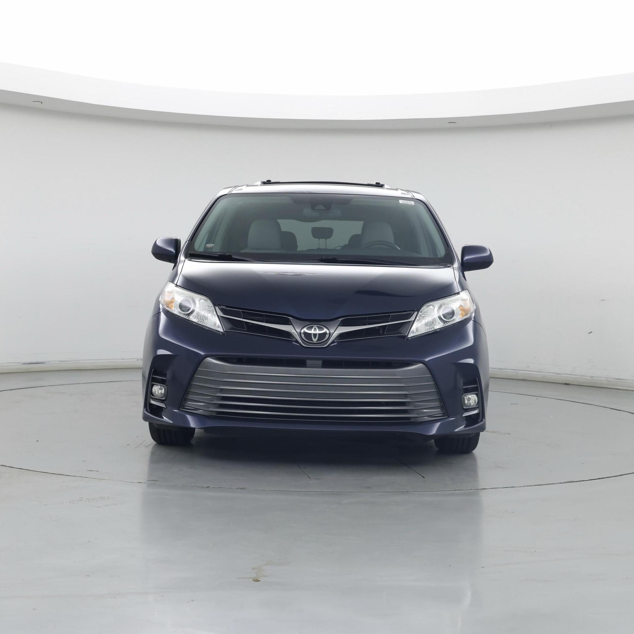 Thumbnail: 2019 Toyota Sienna - 5