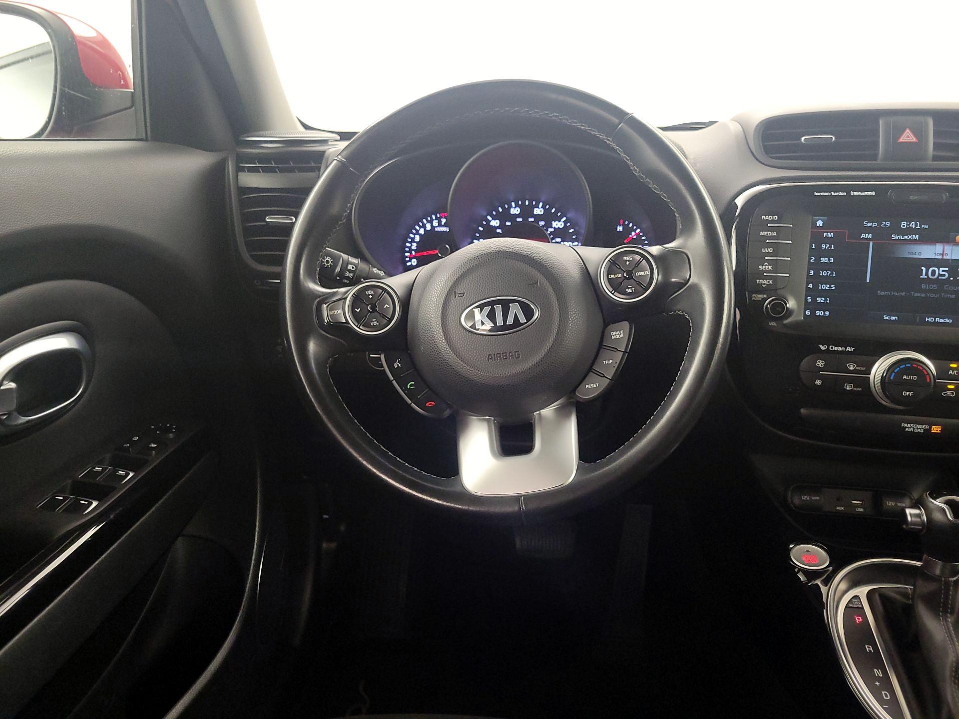 Thumbnail: 2017 Kia Soul - 10