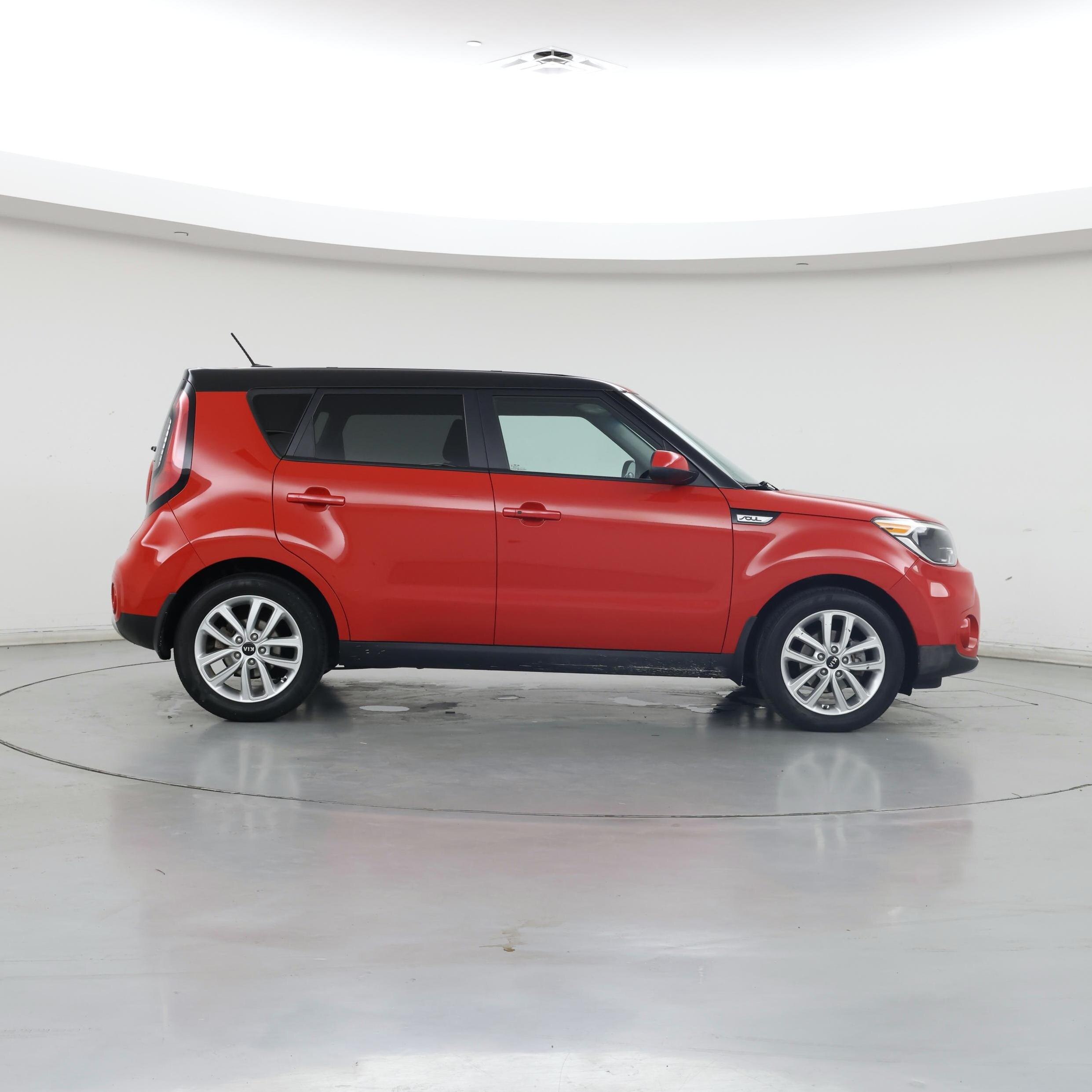 Thumbnail: 2017 Kia Soul - 7