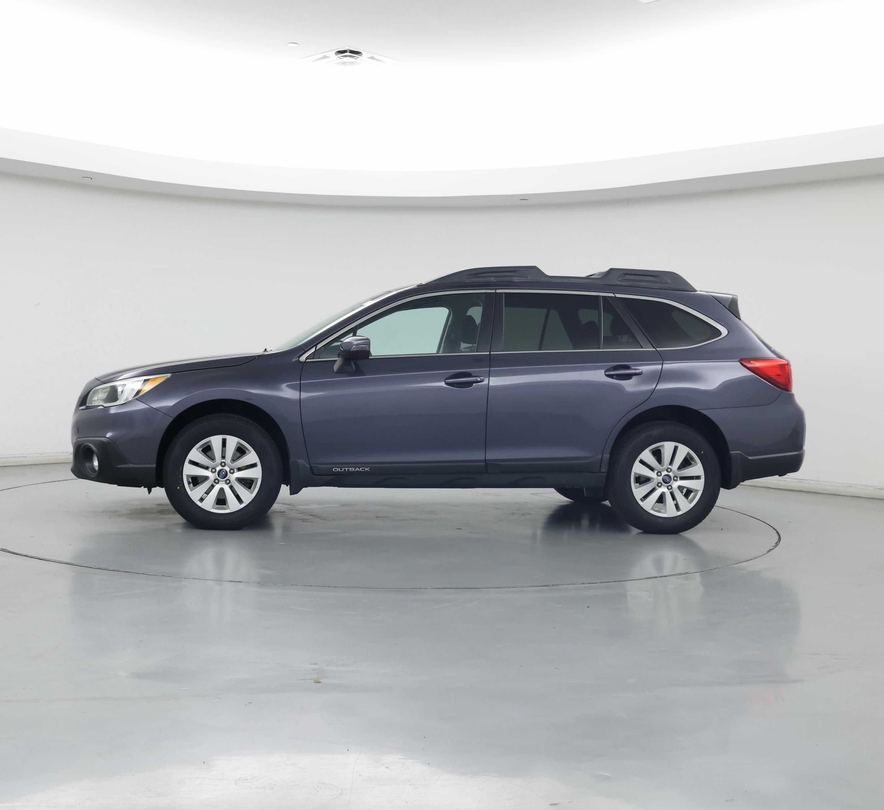 Thumbnail: 2015 Subaru Outback - 3