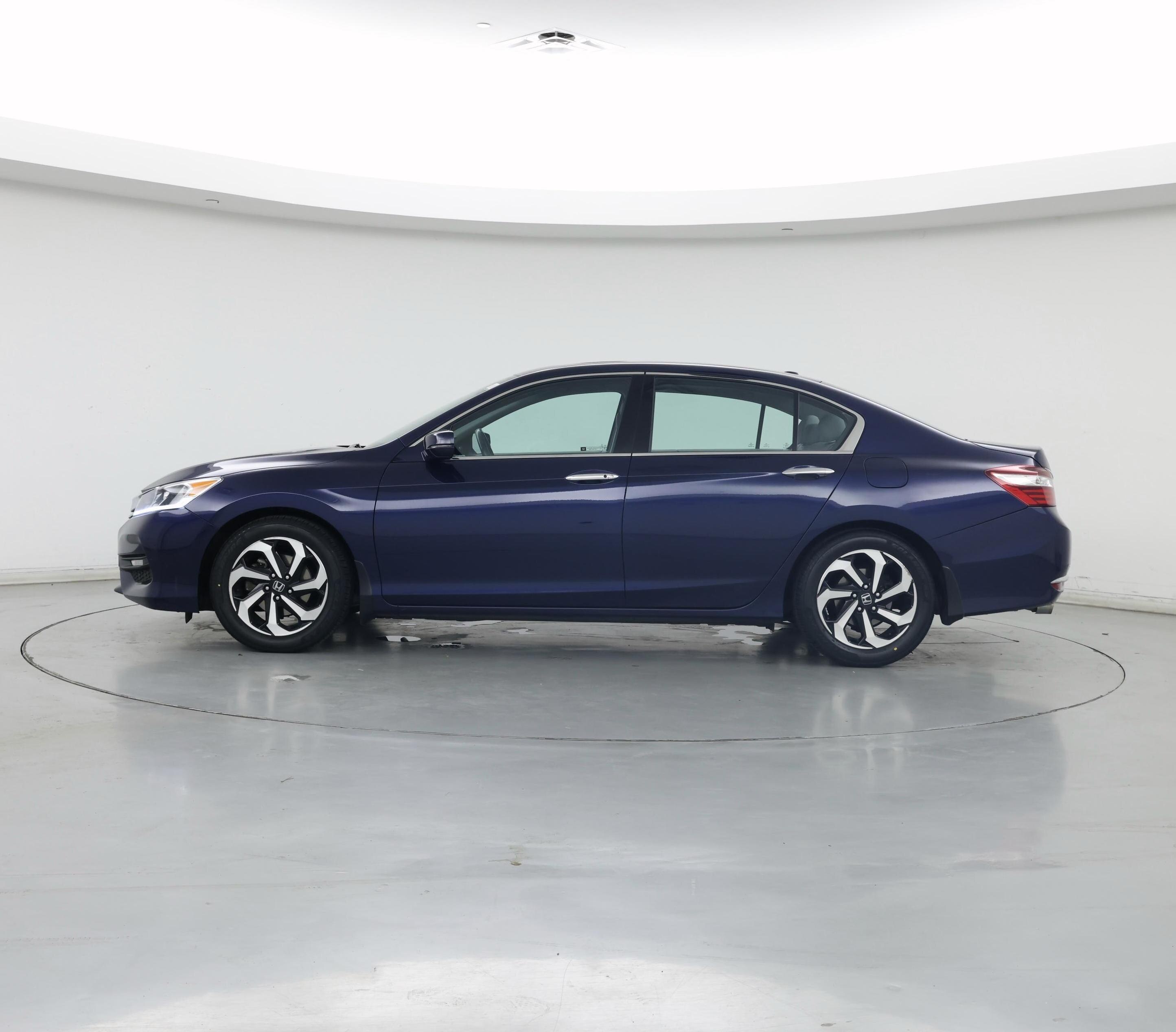 Thumbnail: 2017 Honda Accord - 3