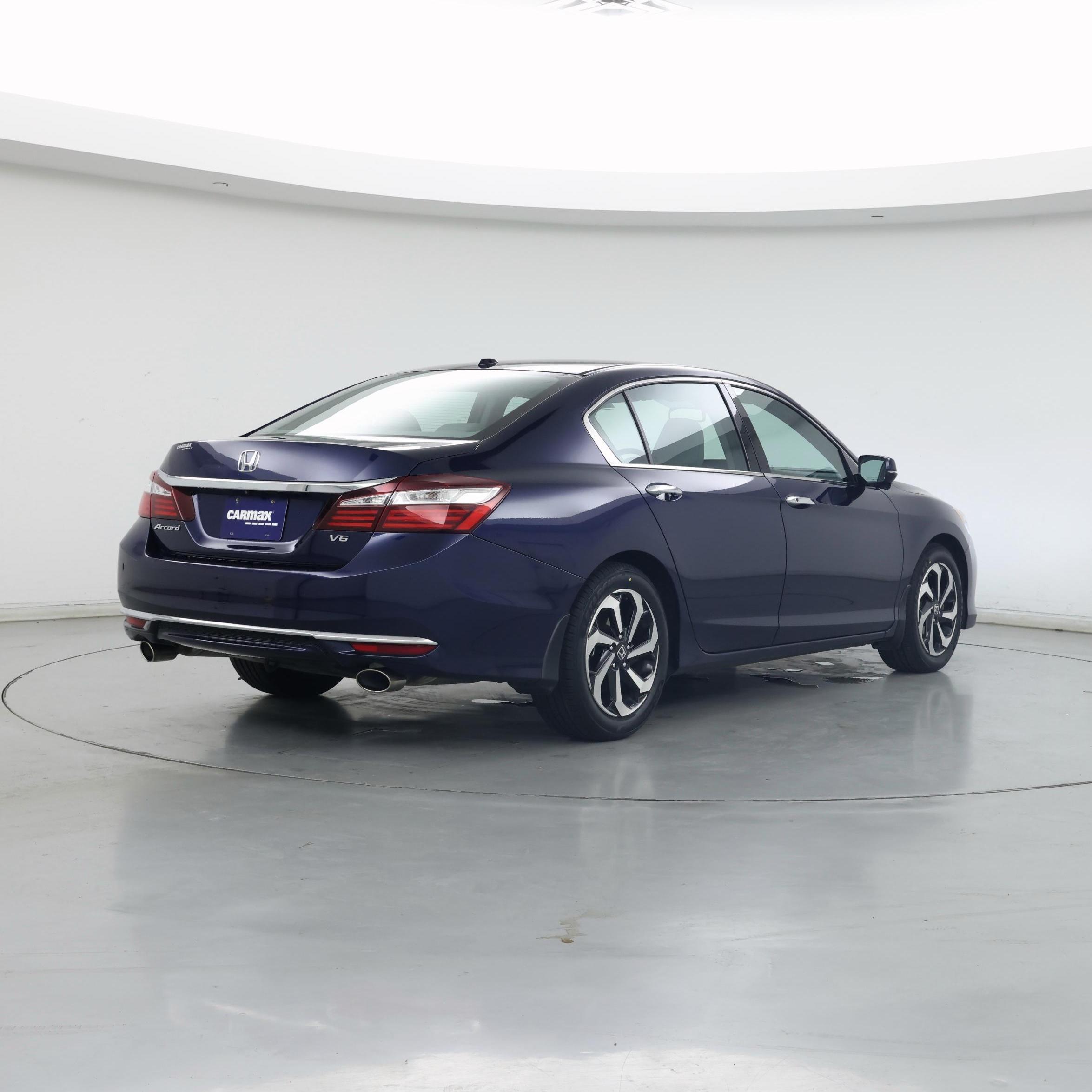 Thumbnail: 2017 Honda Accord - 8