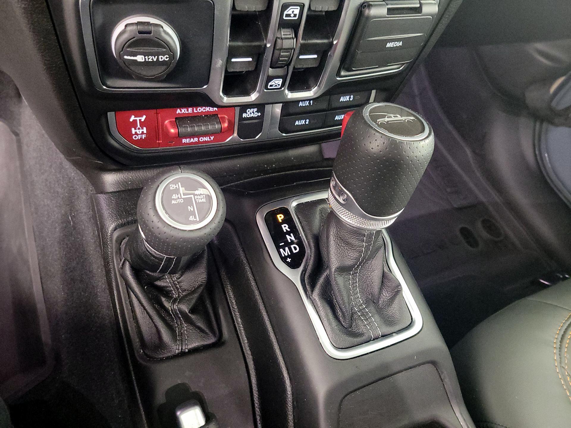 Thumbnail: 2025 Jeep Gladiator - 18