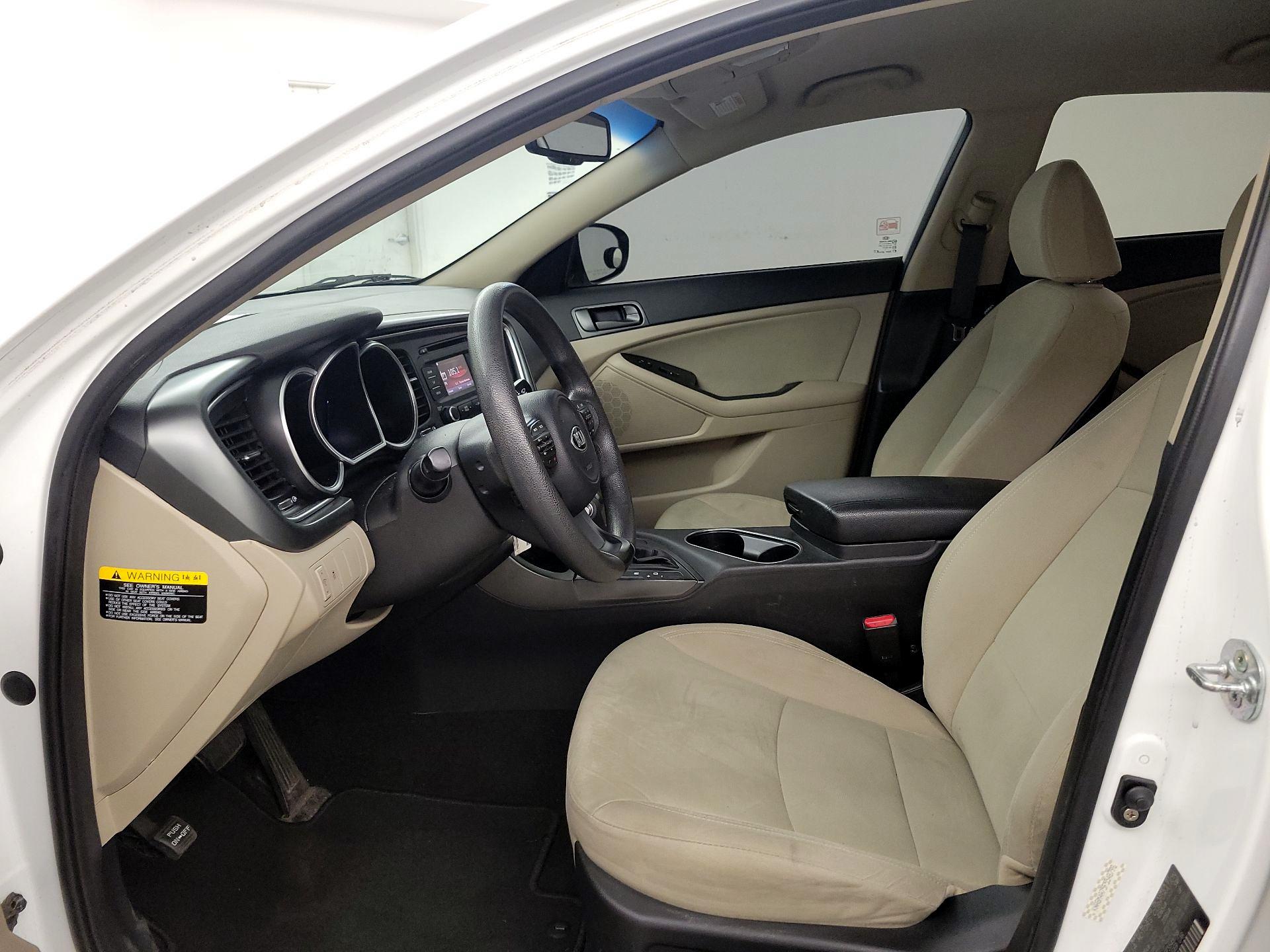 Thumbnail: 2015 Kia Optima - 11