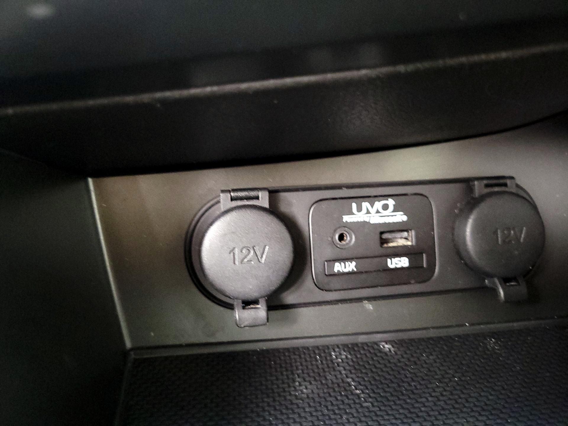 Thumbnail: 2015 Kia Optima - 18