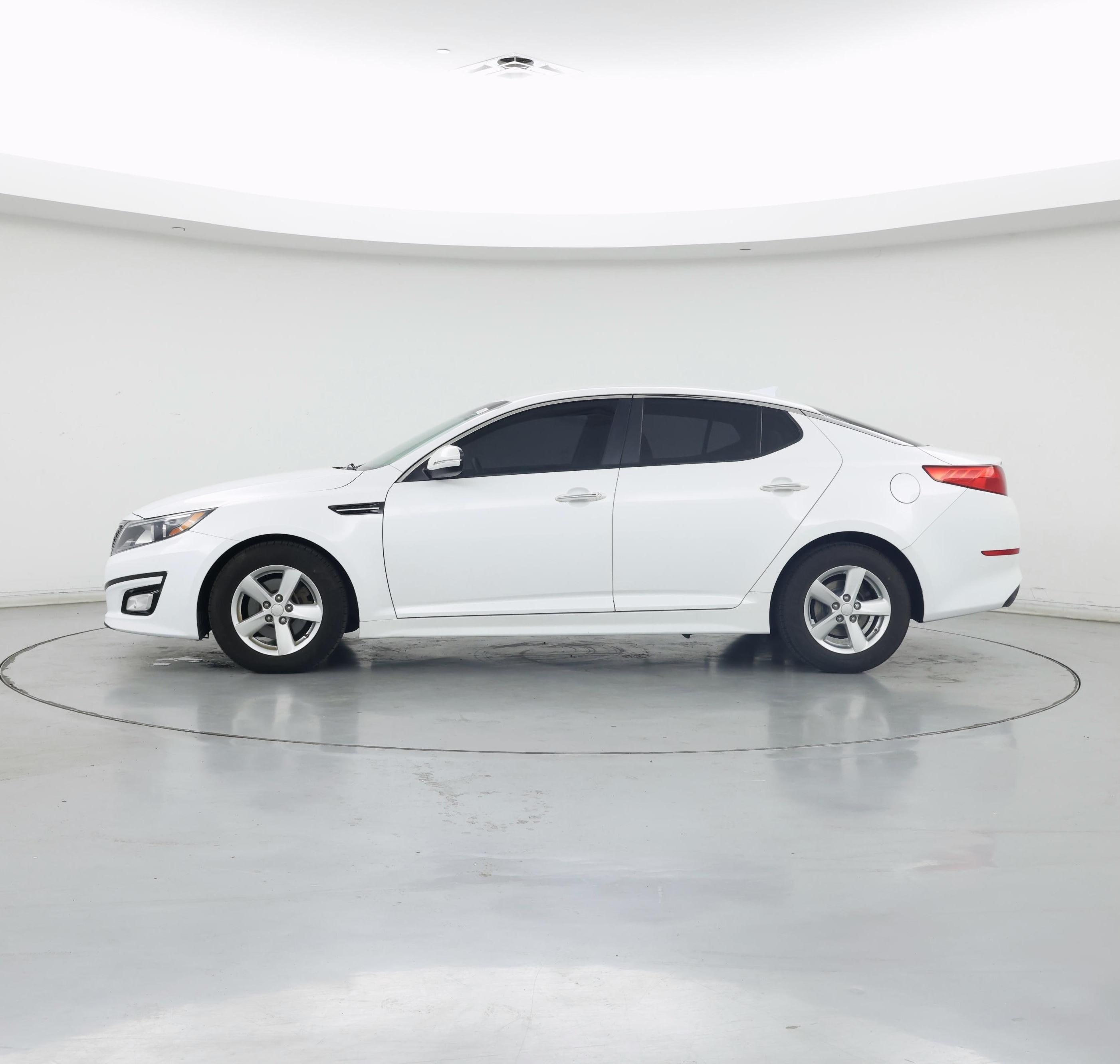 Thumbnail: 2015 Kia Optima - 3