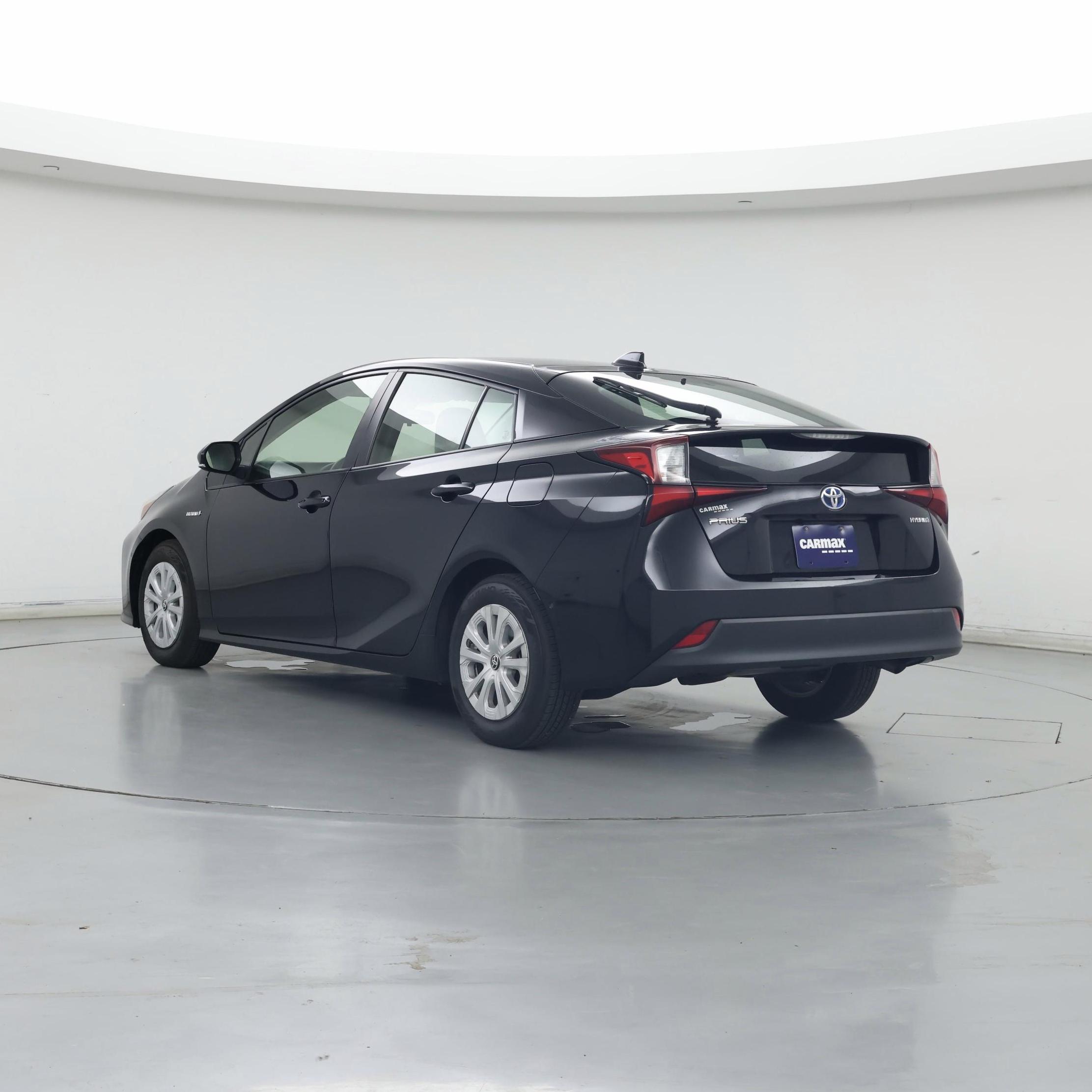 Thumbnail: 2021 Toyota Prius - 2