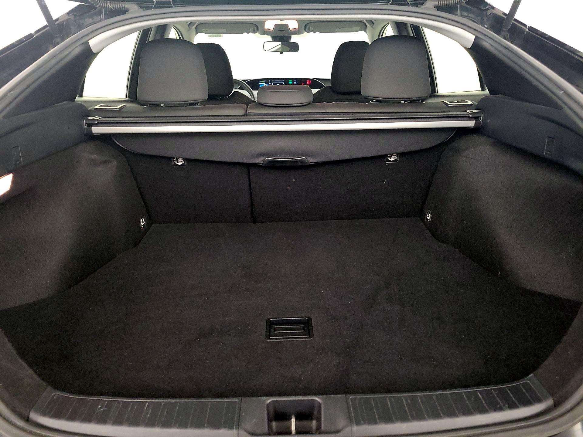 Thumbnail: 2021 Toyota Prius - 20