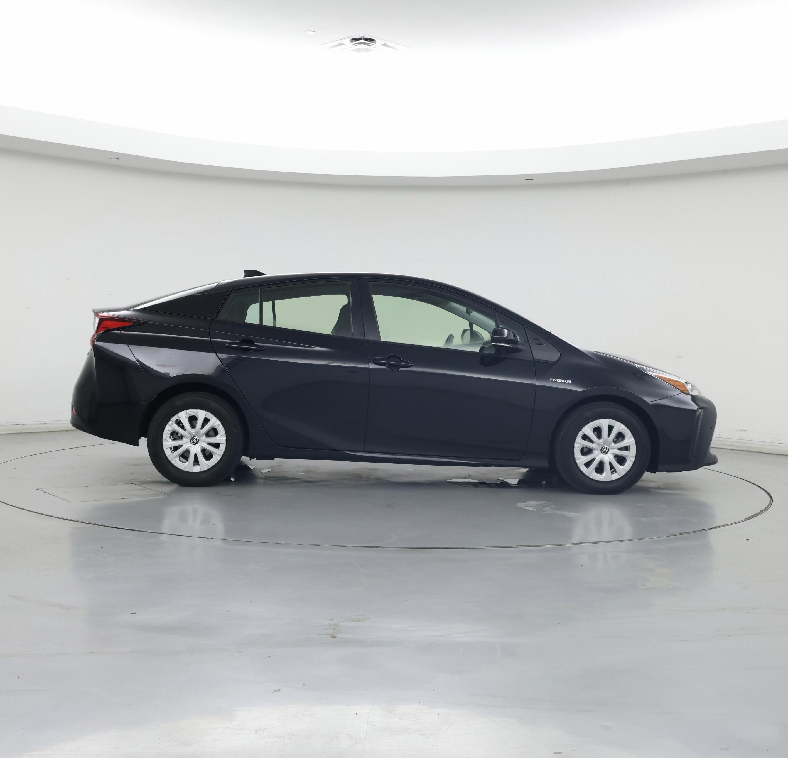Thumbnail: 2021 Toyota Prius - 7