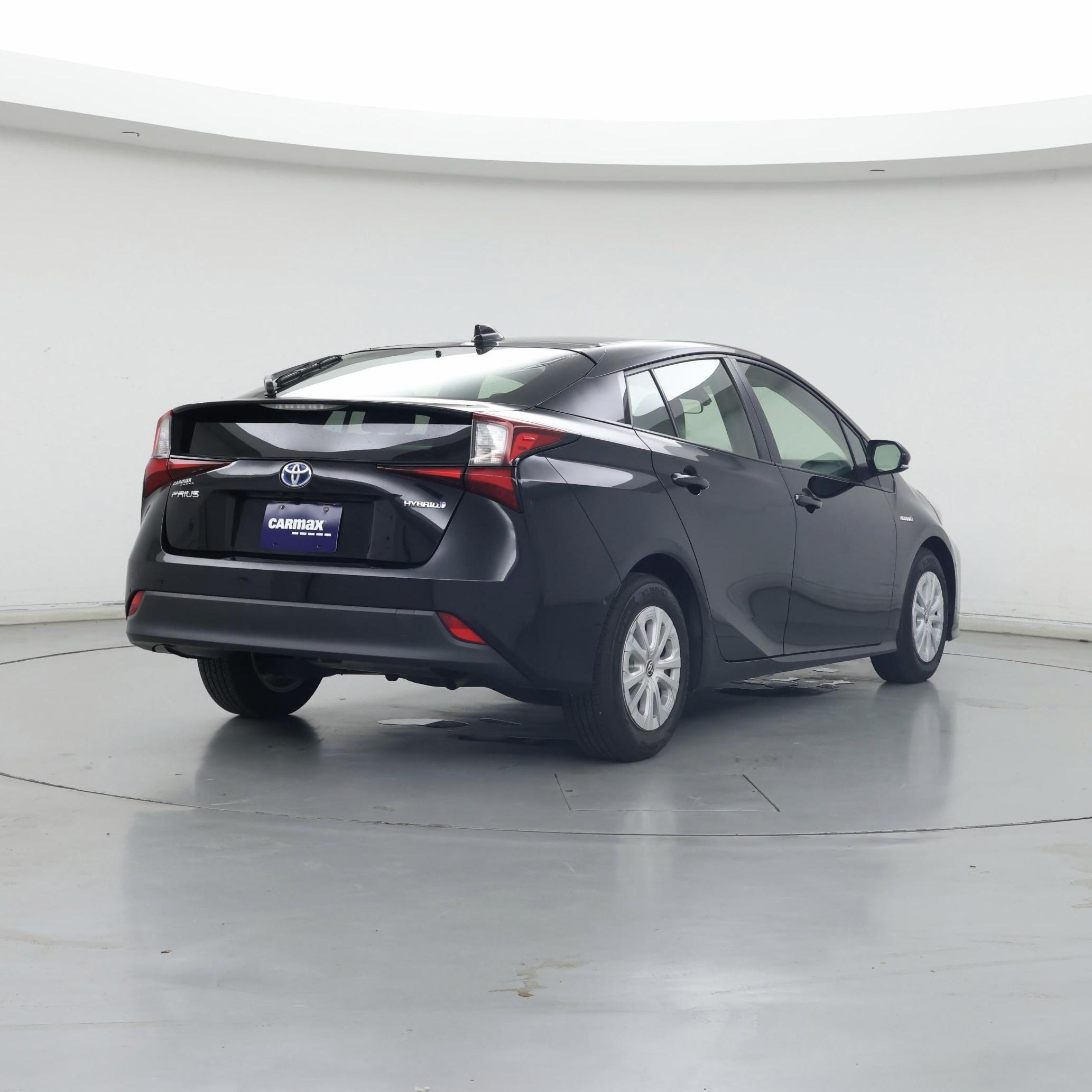 Thumbnail: 2021 Toyota Prius - 8