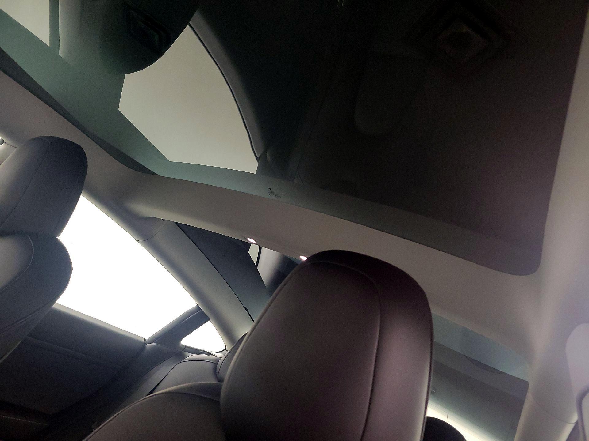 Thumbnail: 2022 Tesla Model 3 - 20