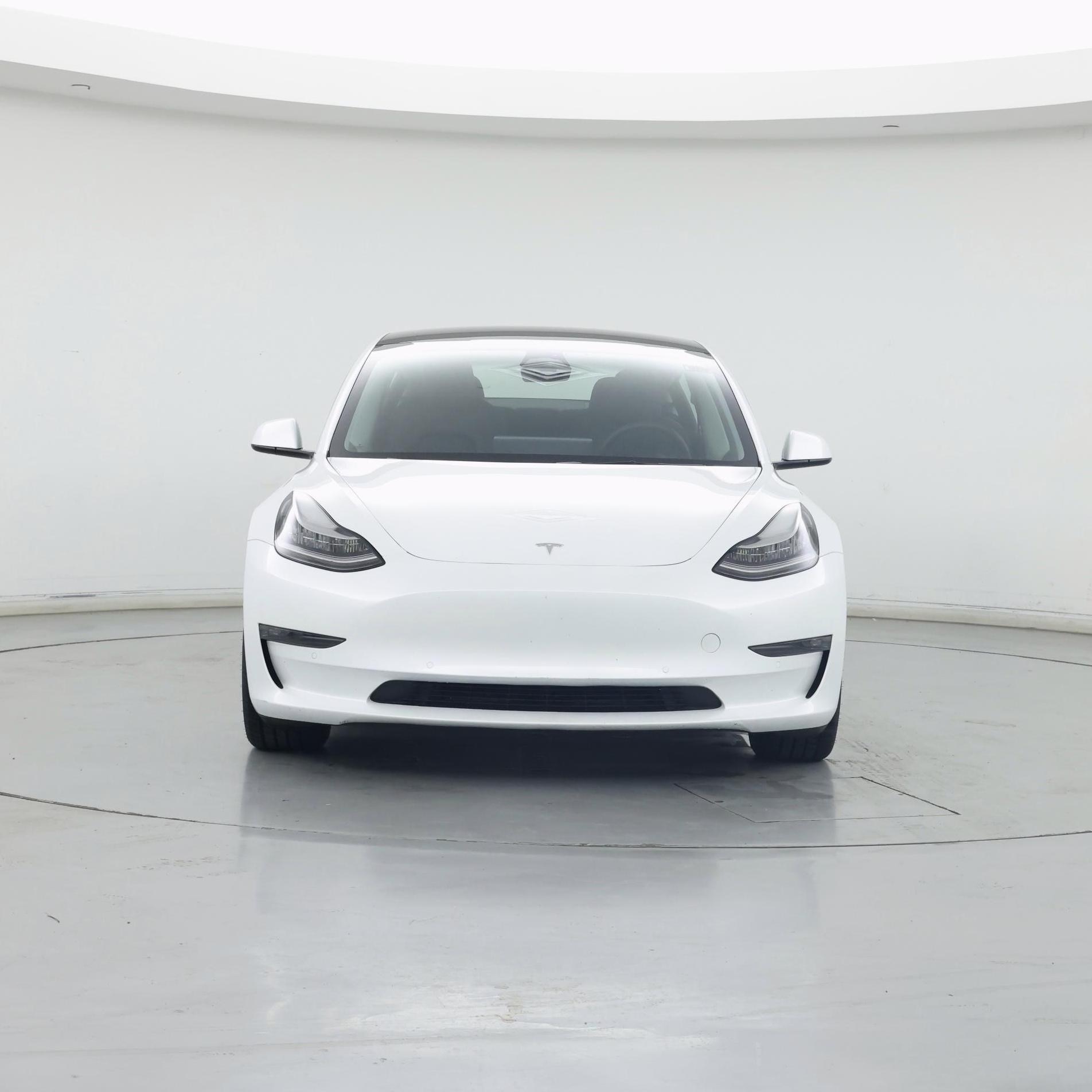 Thumbnail: 2022 Tesla Model 3 - 5