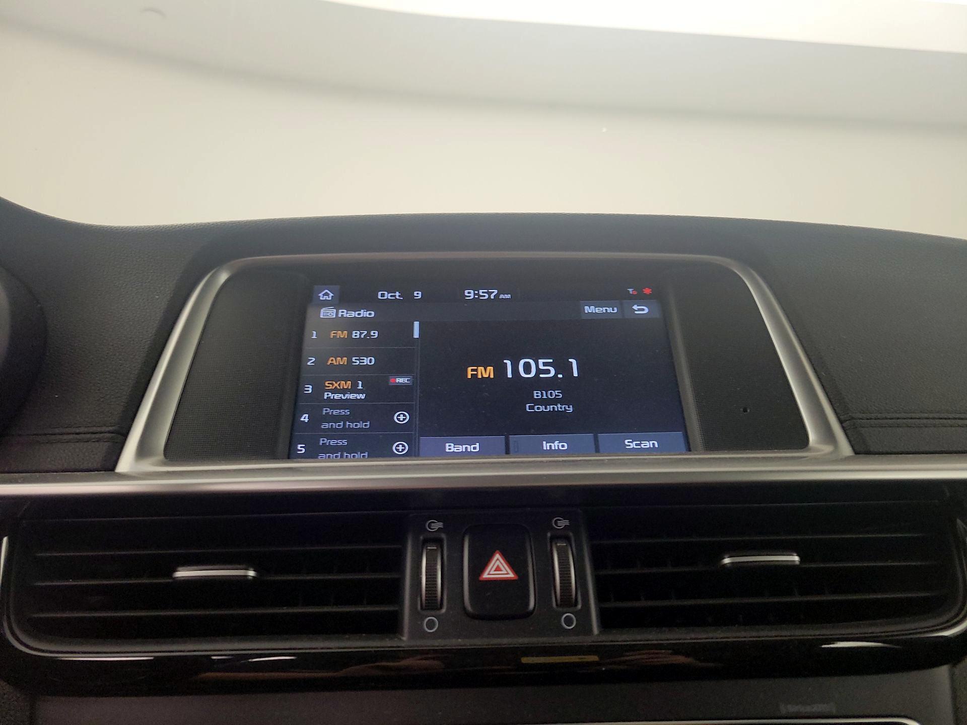Thumbnail: 2019 Kia Optima - 15
