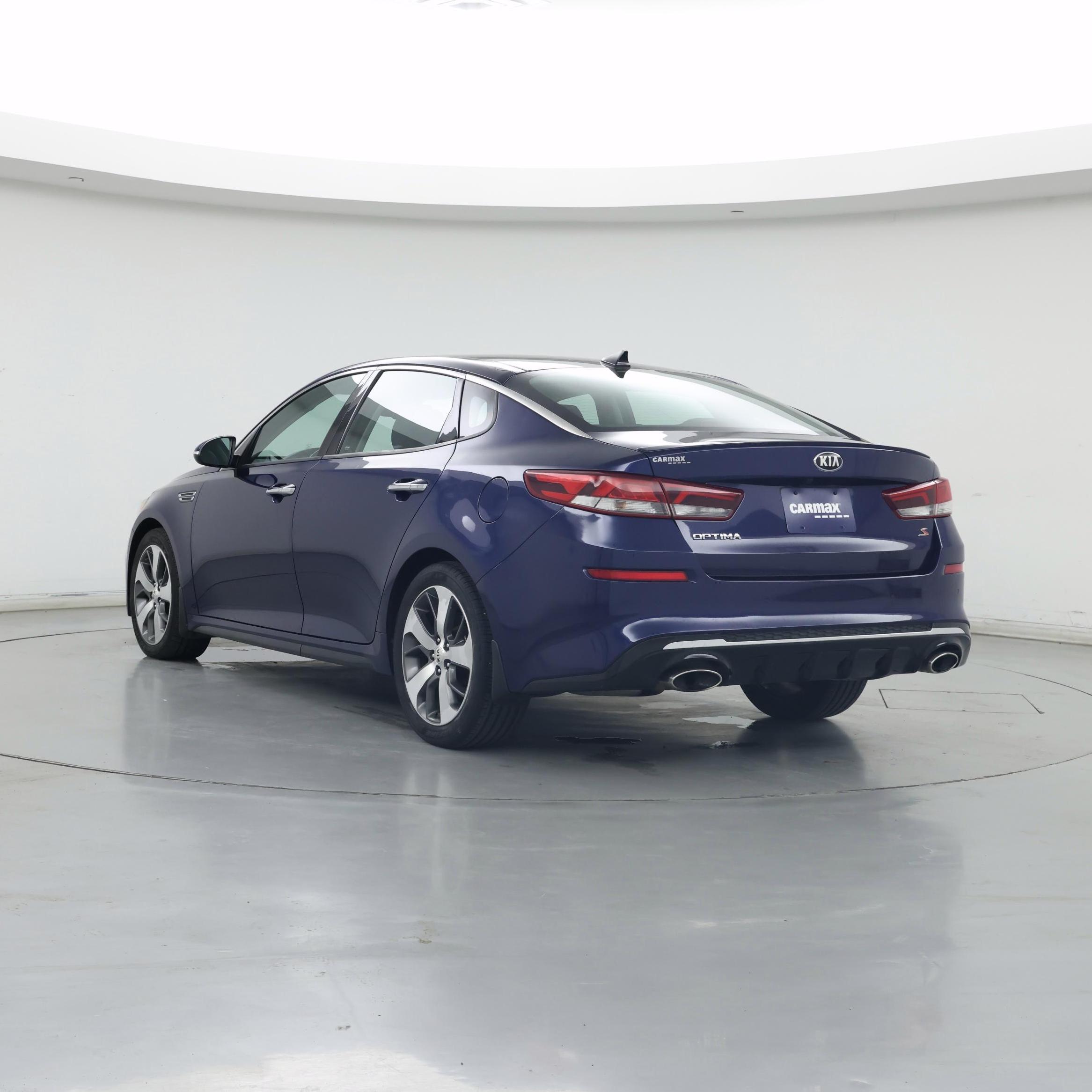 Thumbnail: 2019 Kia Optima - 2