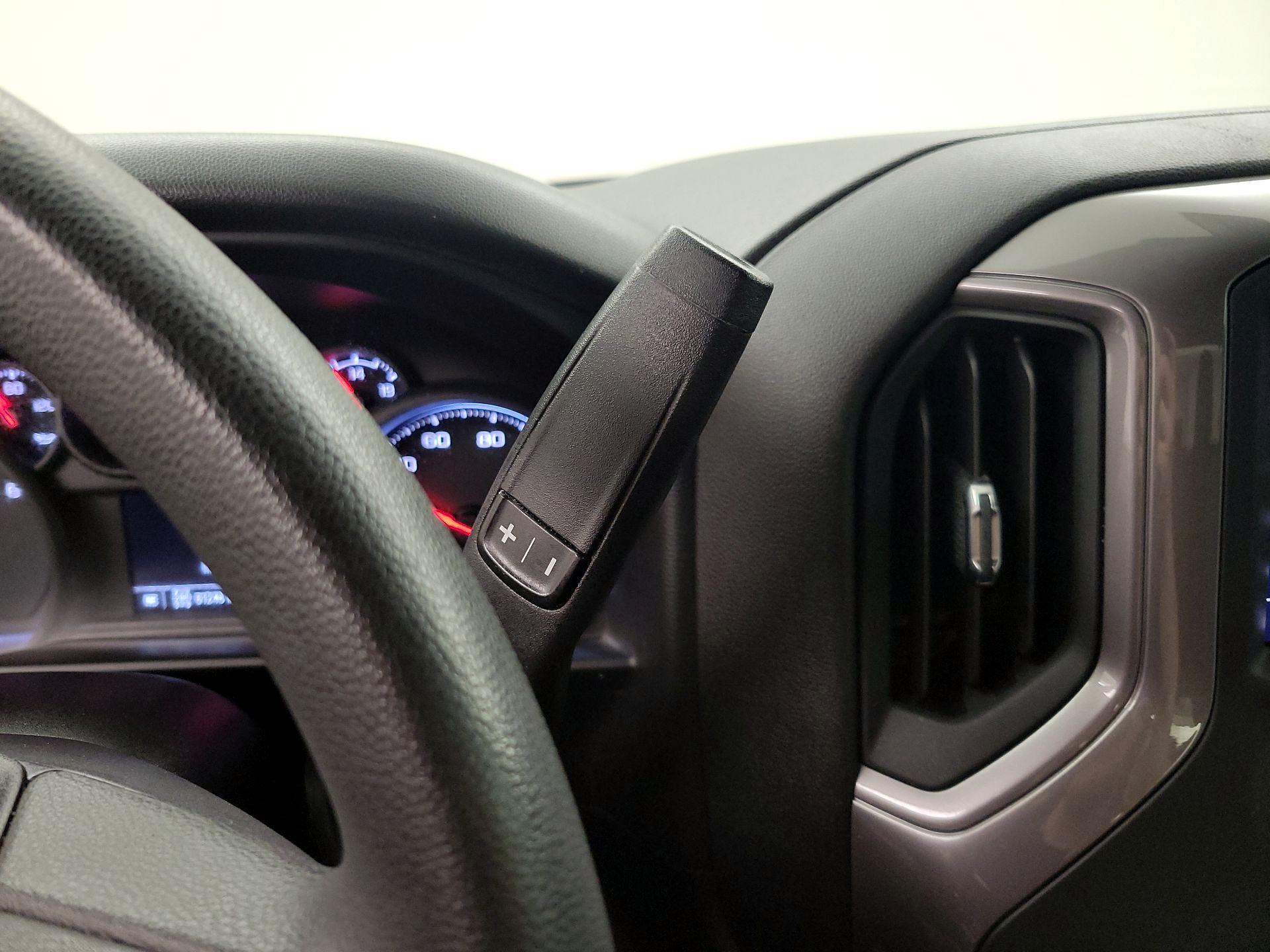 Thumbnail: 2021 Chevrolet Silverado 1500 - 17