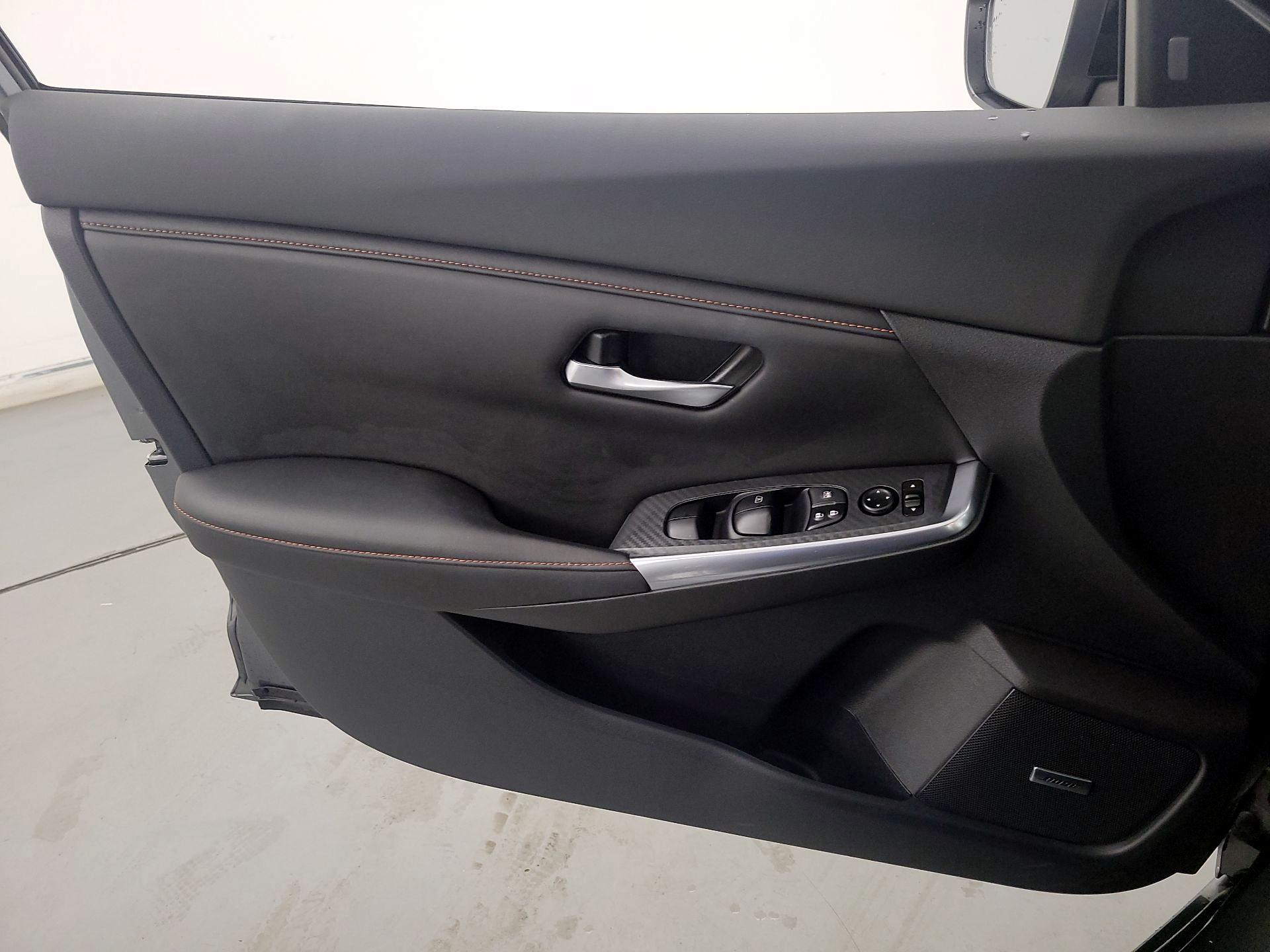 Thumbnail: 2022 Nissan Sentra - 12