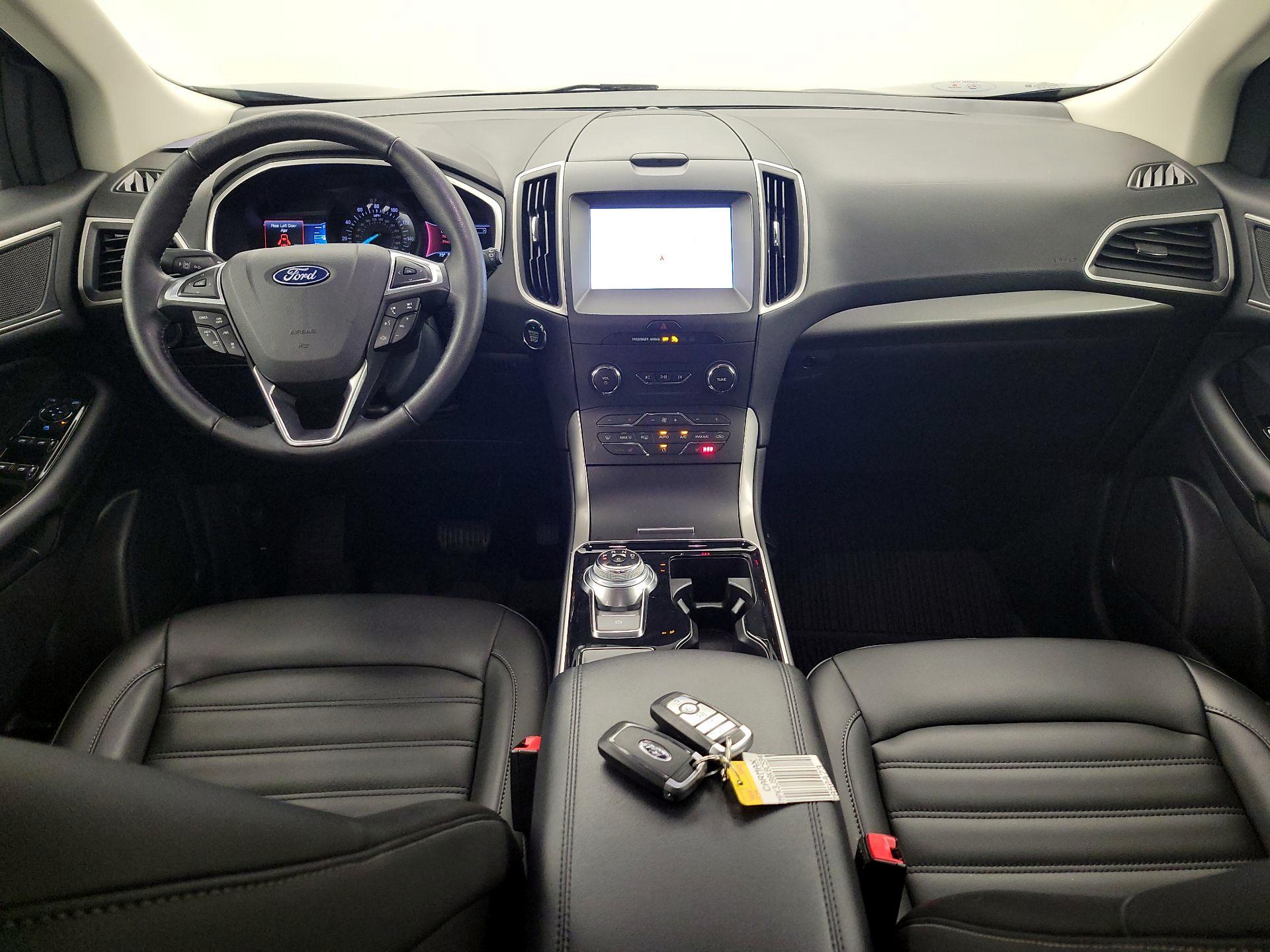 Thumbnail: 2019 Ford Edge - 9