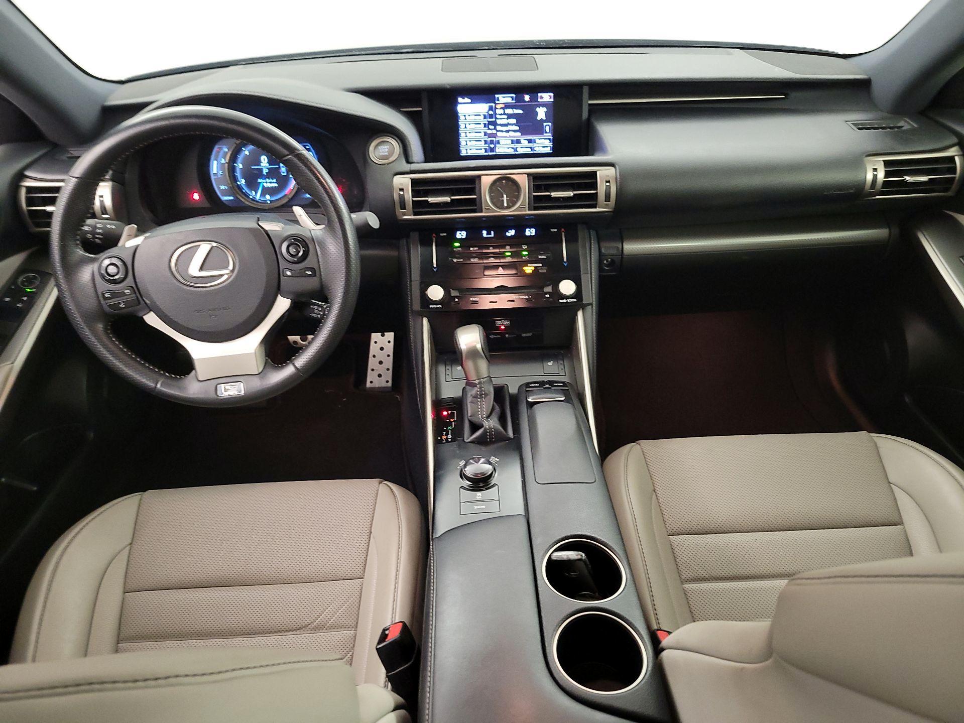 Thumbnail: 2014 Lexus IS - 9