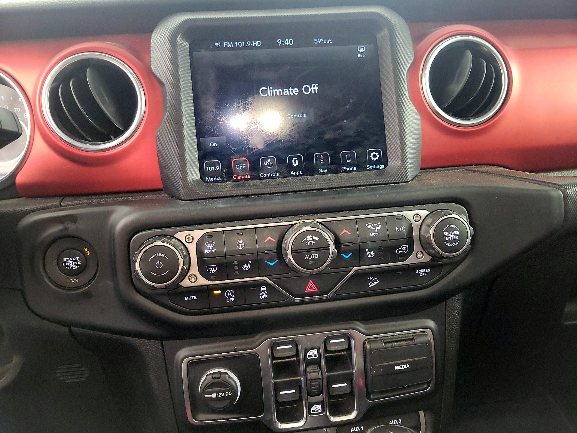 Thumbnail: 2020 Jeep Wrangler - 17