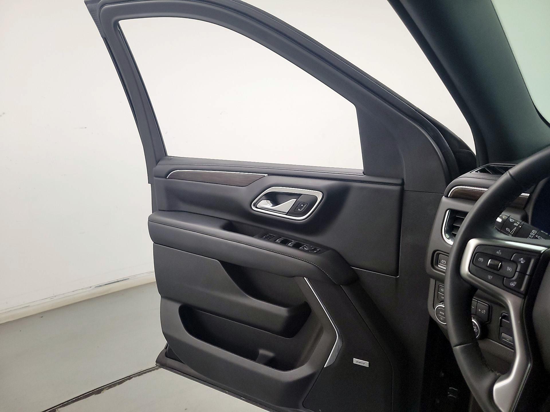 Thumbnail: 2023 Chevrolet Tahoe - 12