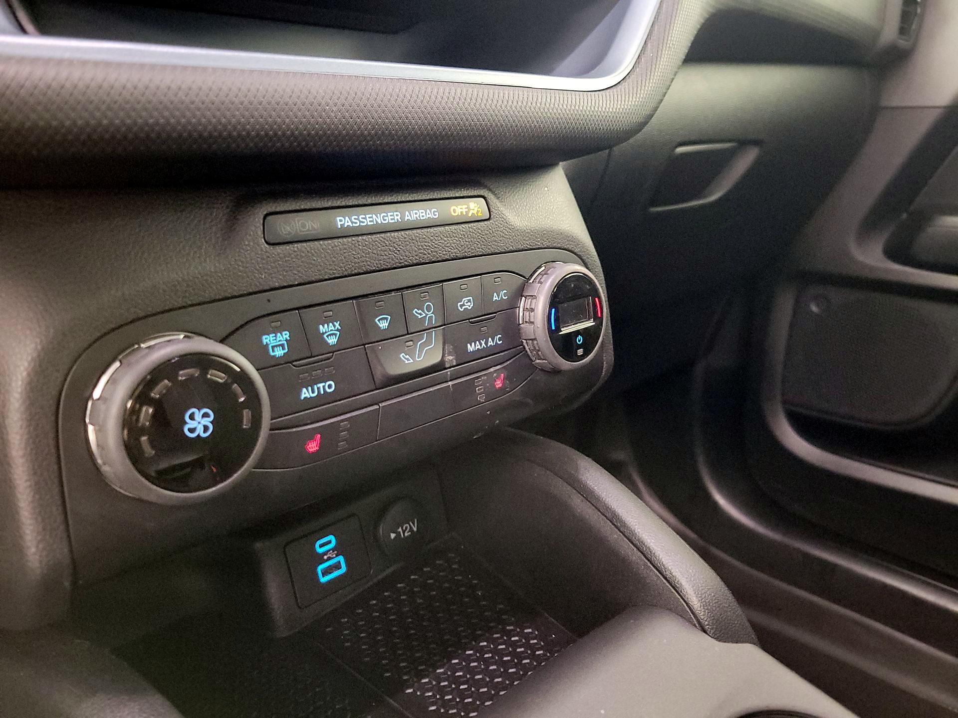 Thumbnail: 2021 Ford Bronco Sport - 16