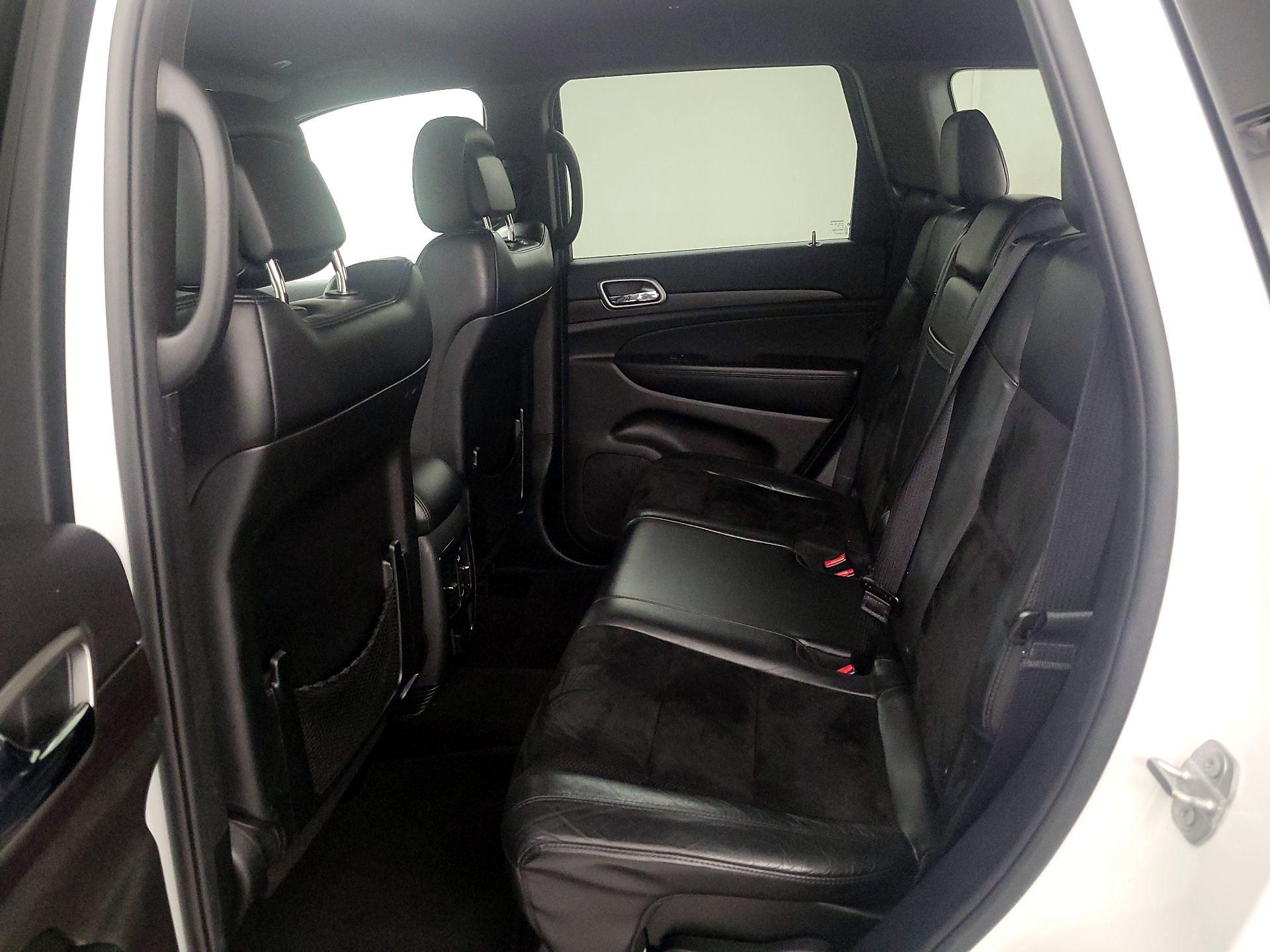 Thumbnail: 2018 Jeep Grand Cherokee - 20