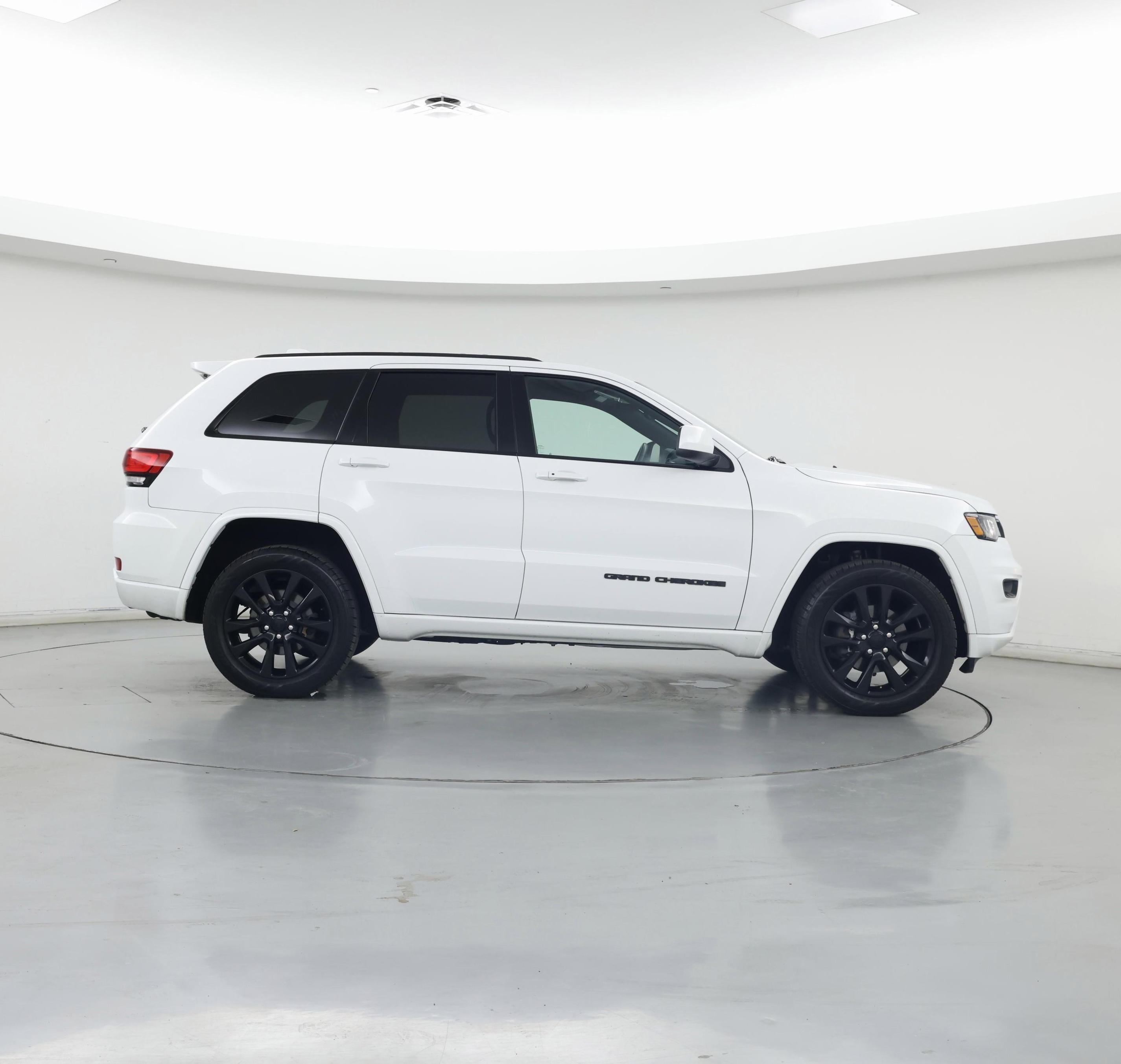 Thumbnail: 2018 Jeep Grand Cherokee - 7
