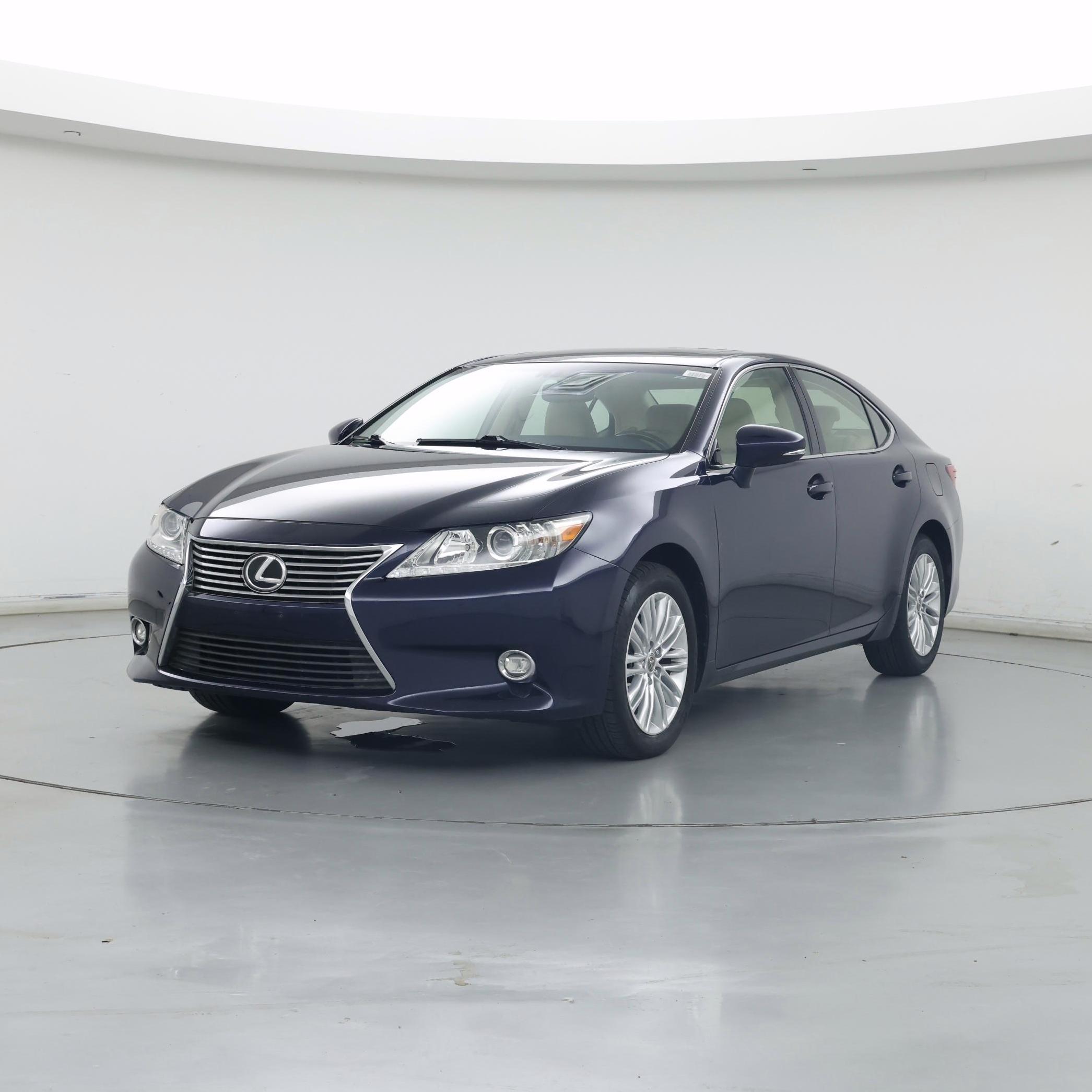 Thumbnail: 2015 Lexus ES - 4