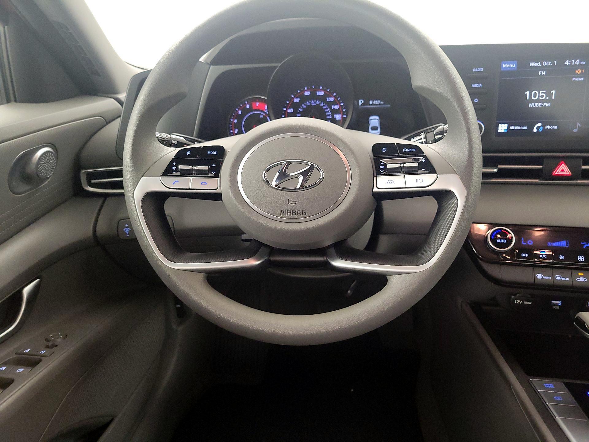Thumbnail: 2023 Hyundai Elantra - 10