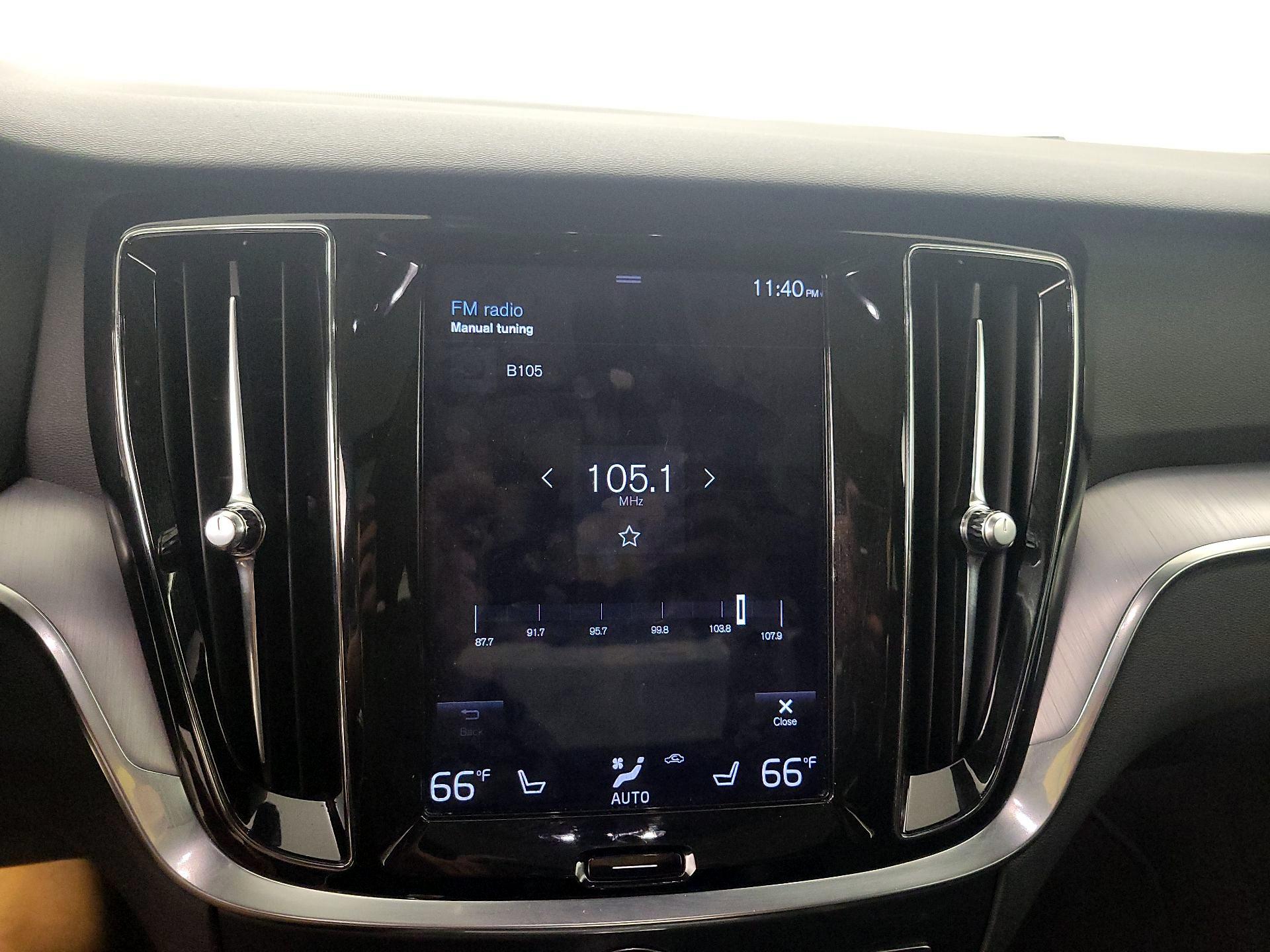 Thumbnail: 2020 Volvo S60 - 15