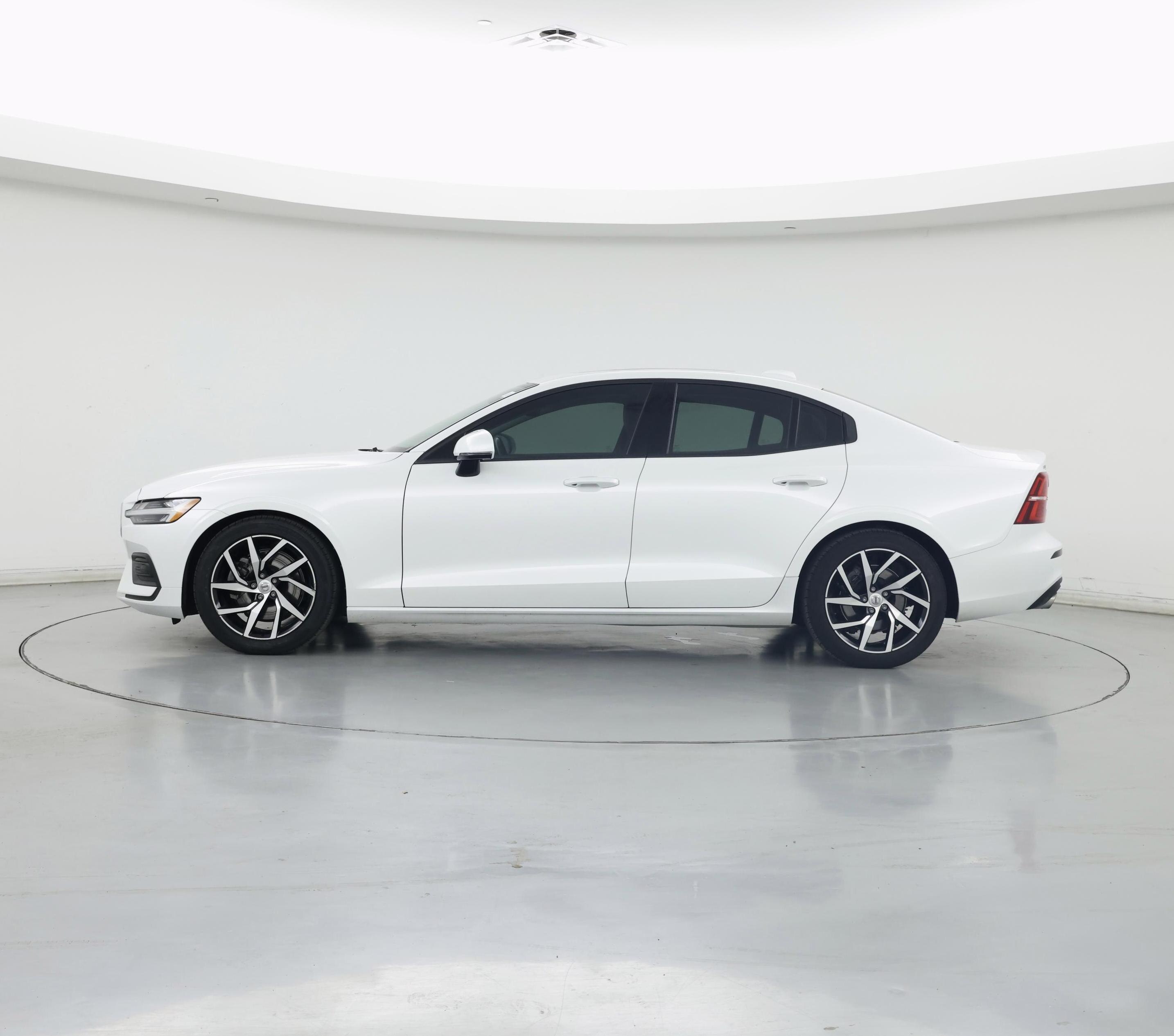 Thumbnail: 2020 Volvo S60 - 3