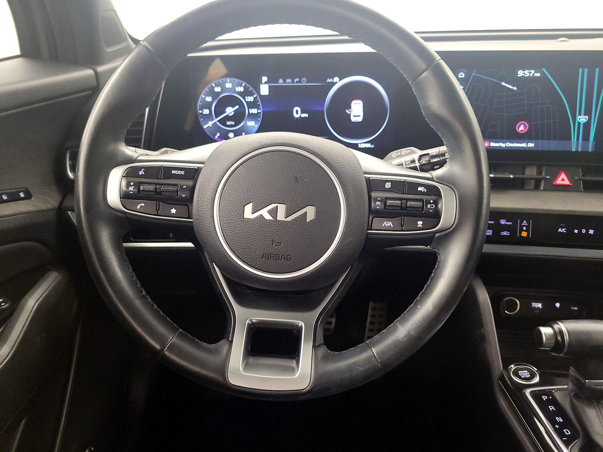 Thumbnail: 2023 Kia Sportage - 10