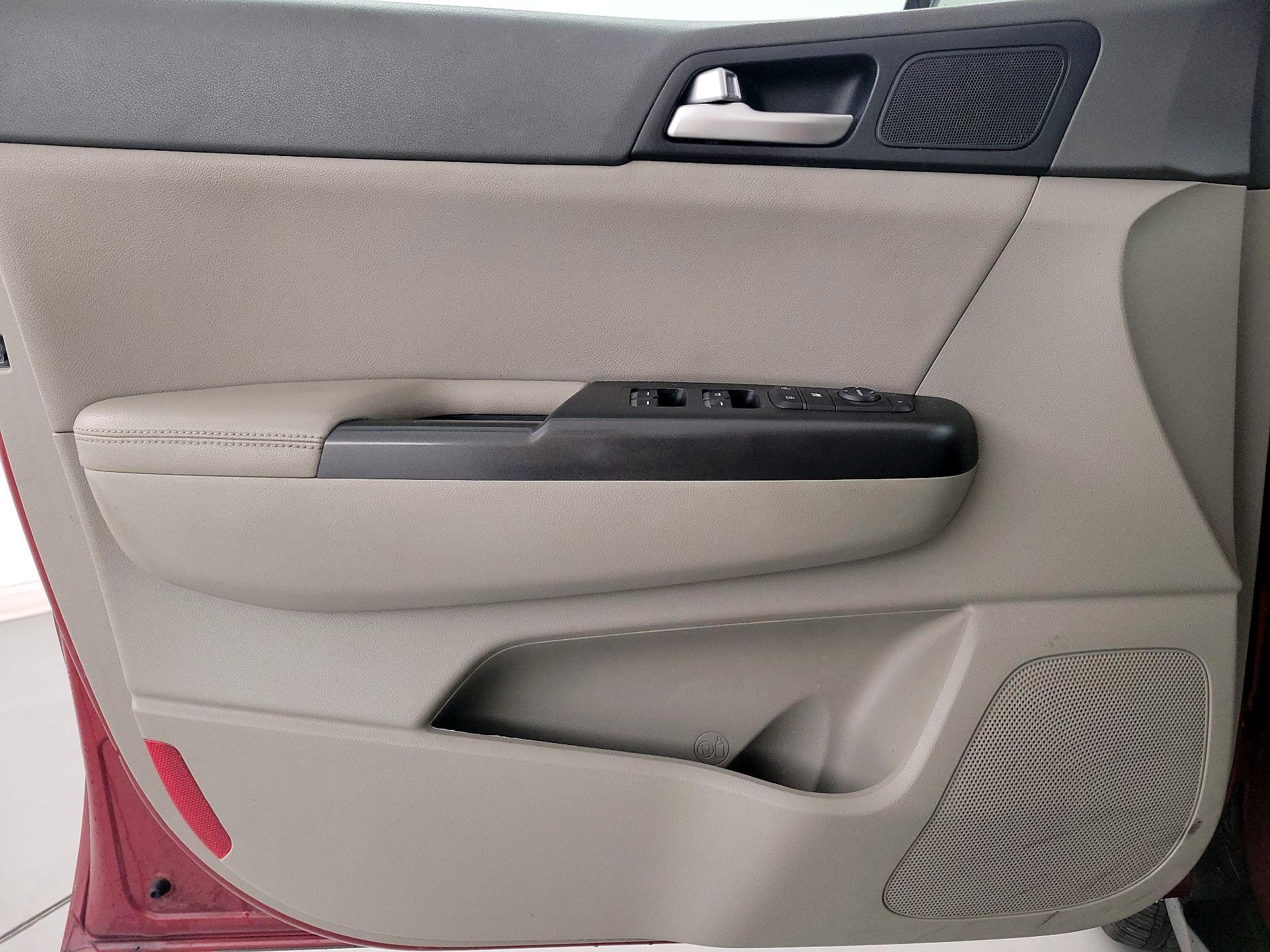 Thumbnail: 2017 Kia Sportage - 12