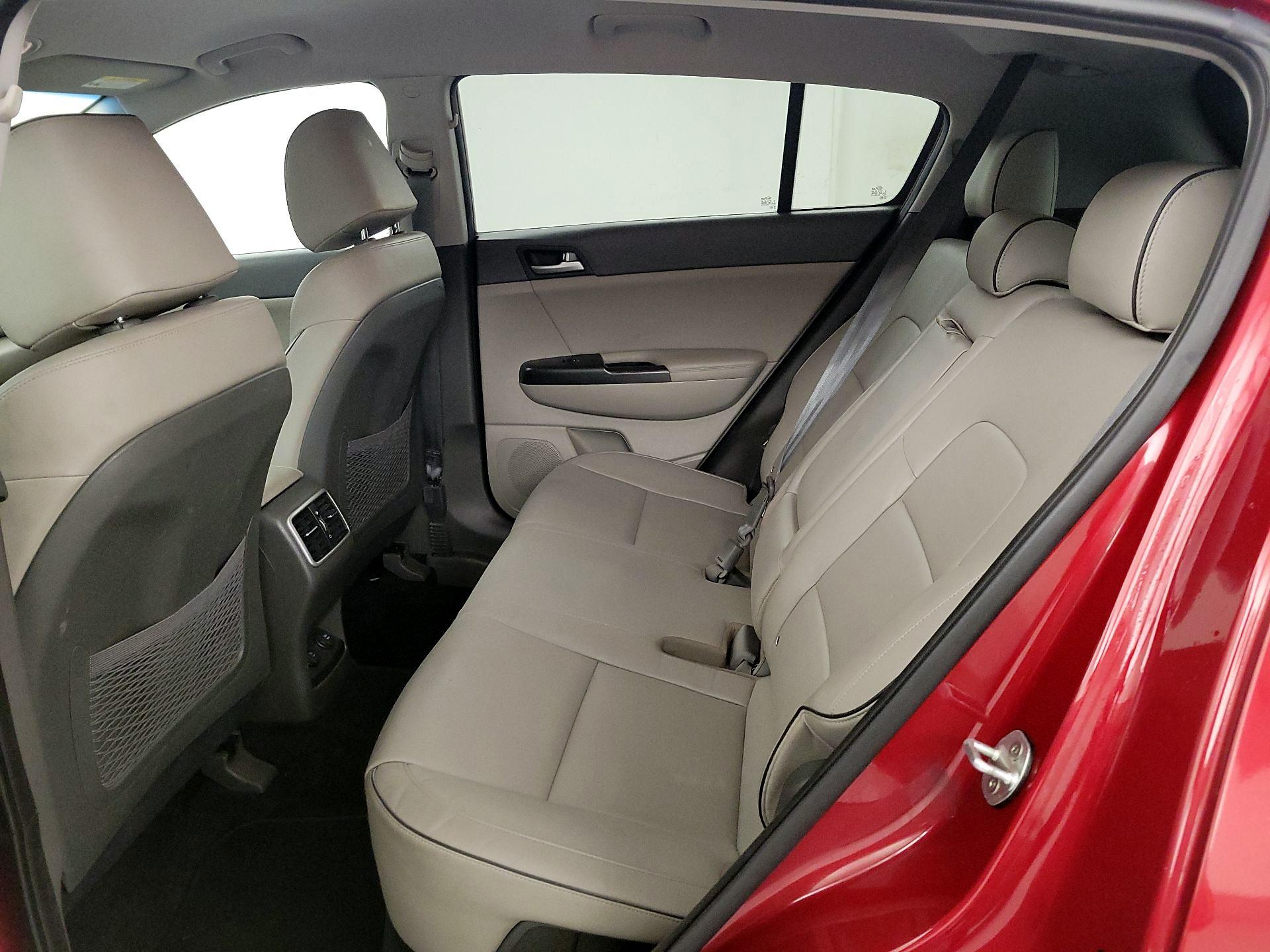 Thumbnail: 2017 Kia Sportage - 19