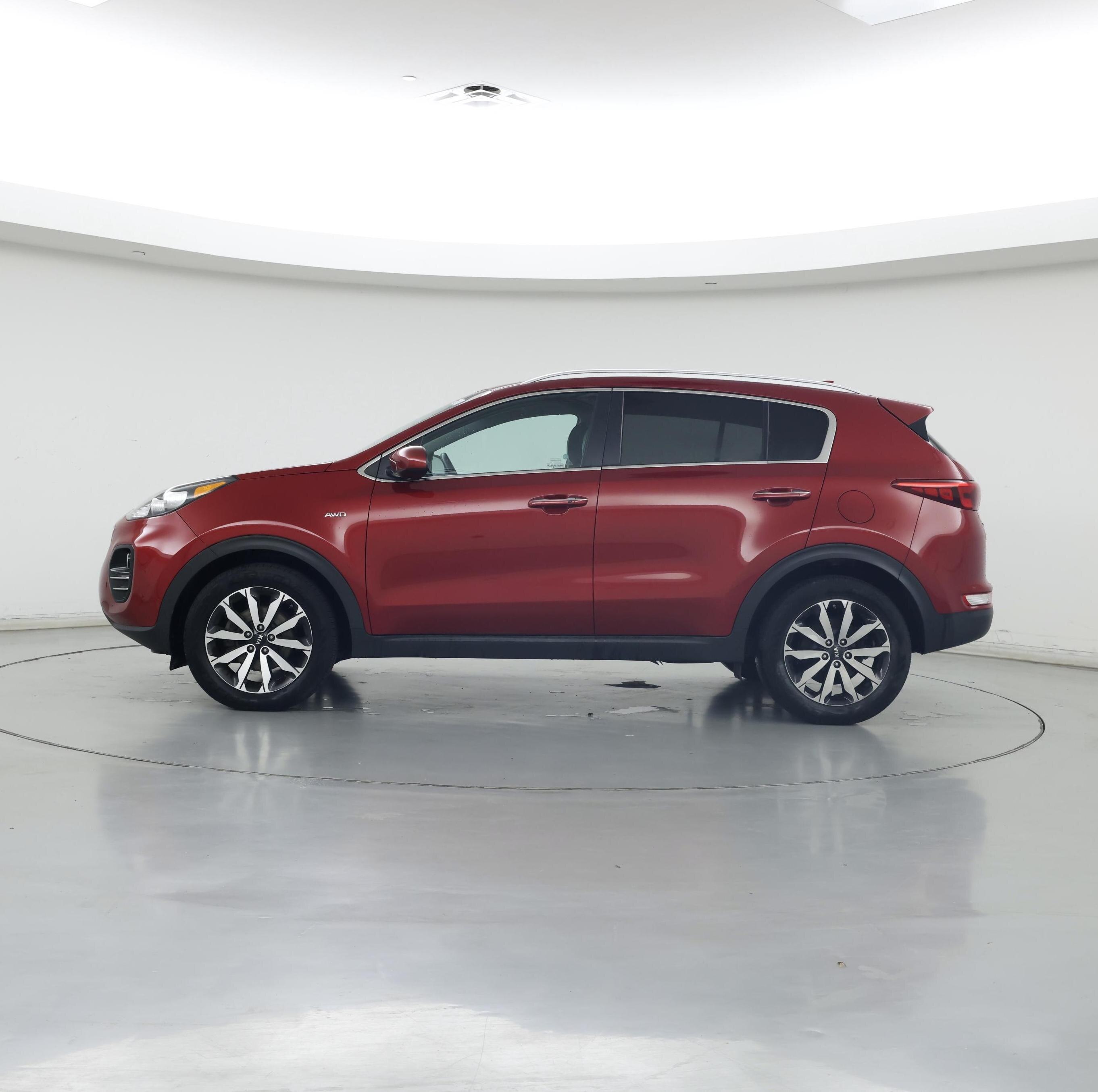 Thumbnail: 2017 Kia Sportage - 3