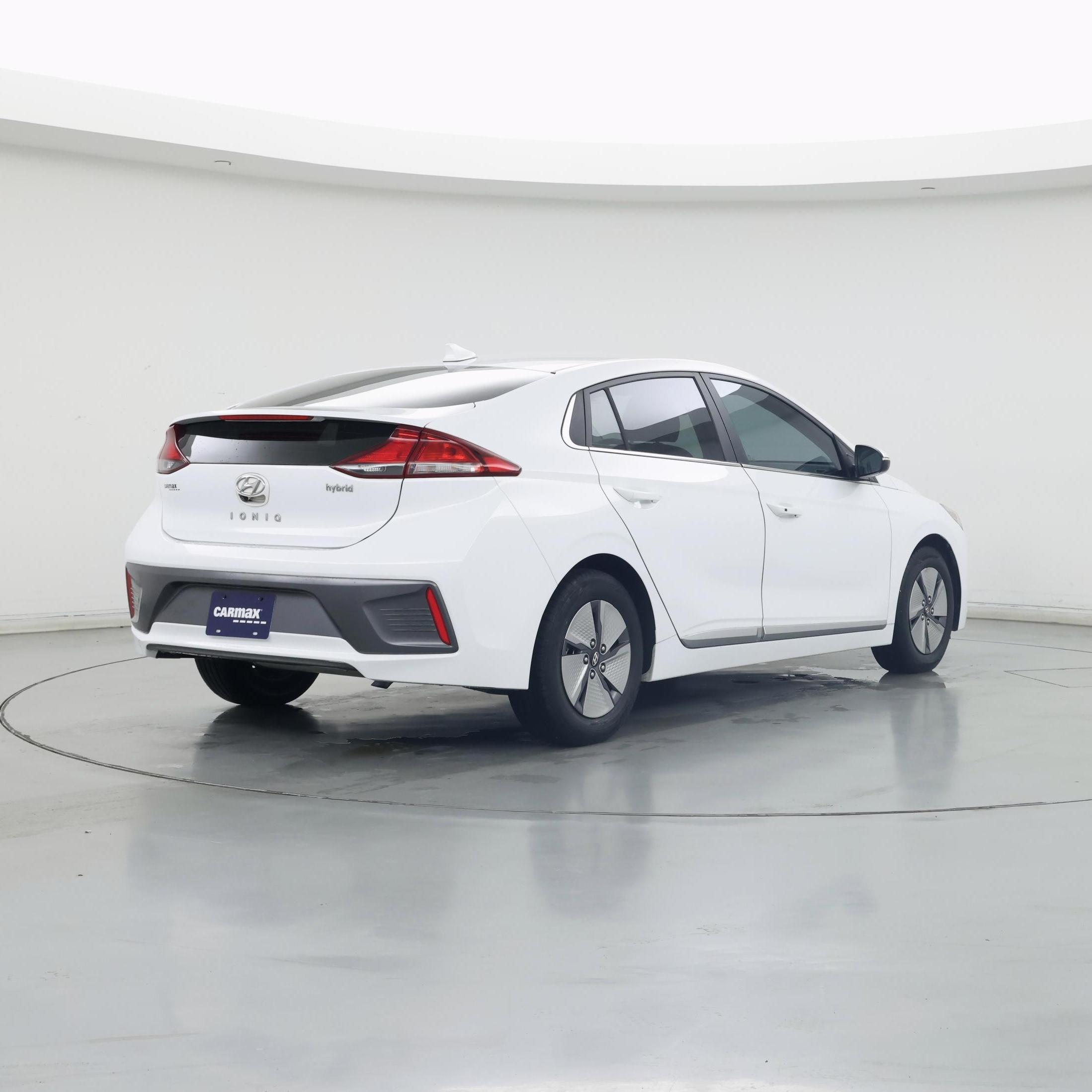 Thumbnail: 2021 Hyundai Ioniq - 8