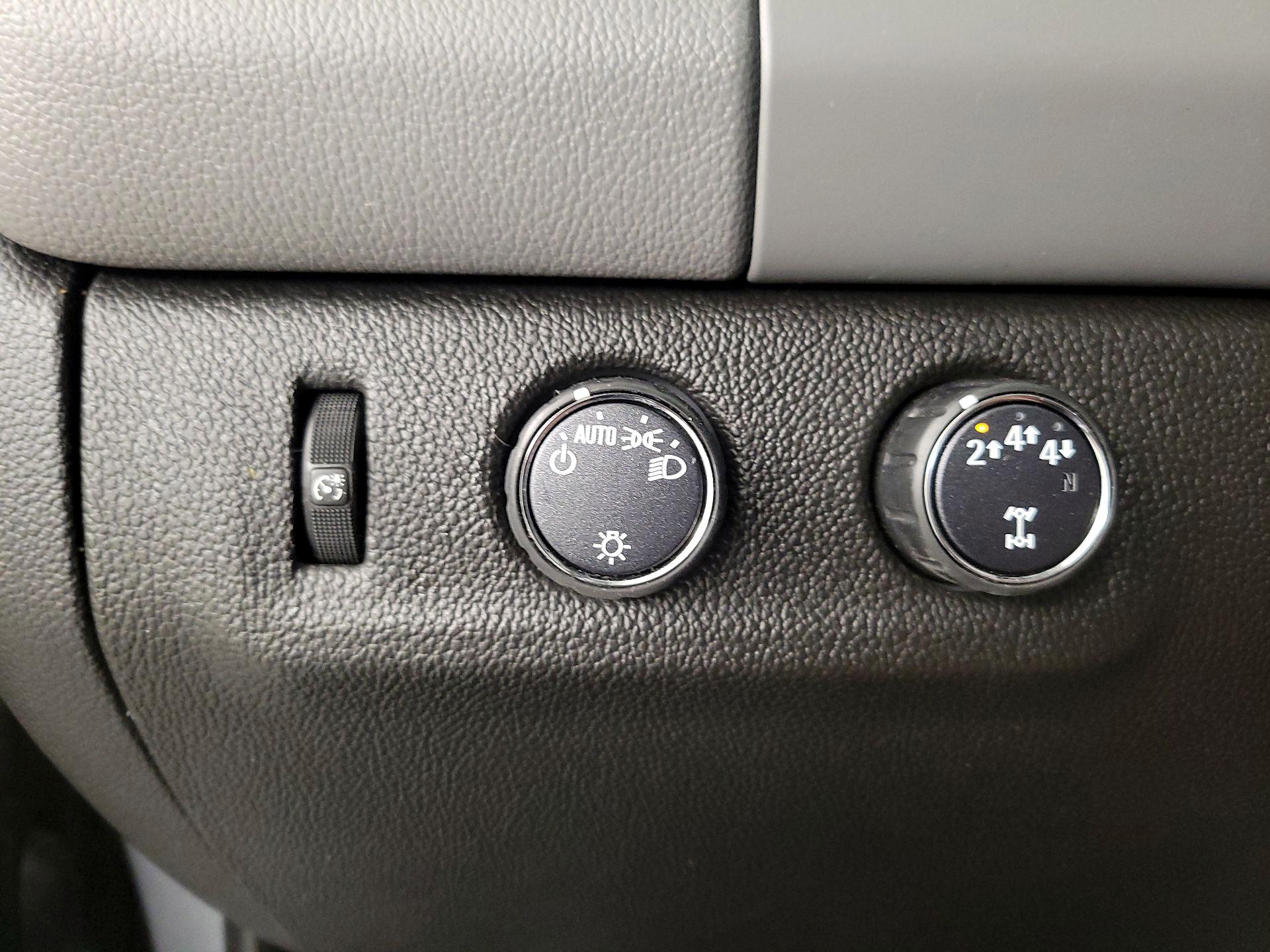 Thumbnail: 2019 Chevrolet Colorado - 13