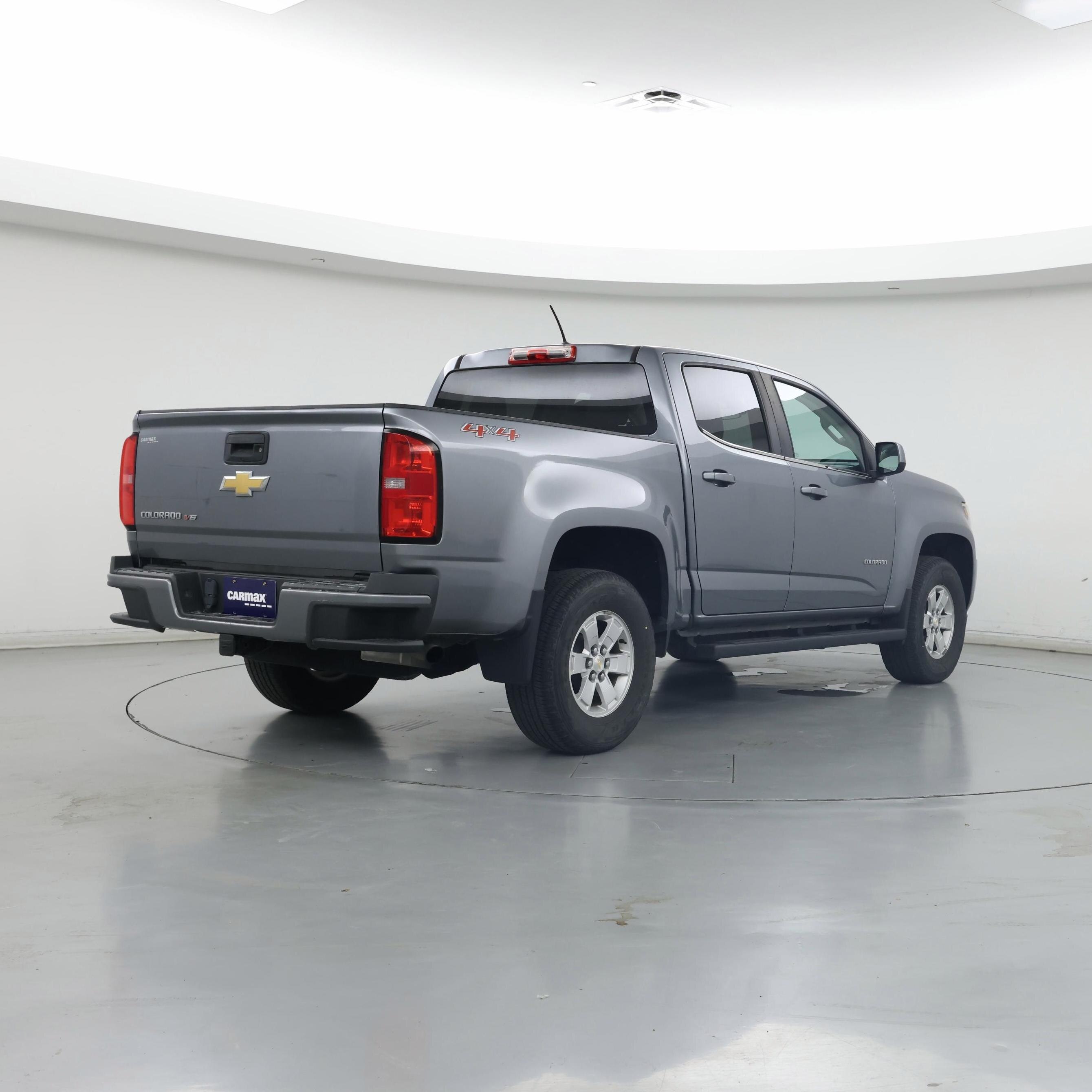 Thumbnail: 2019 Chevrolet Colorado - 8