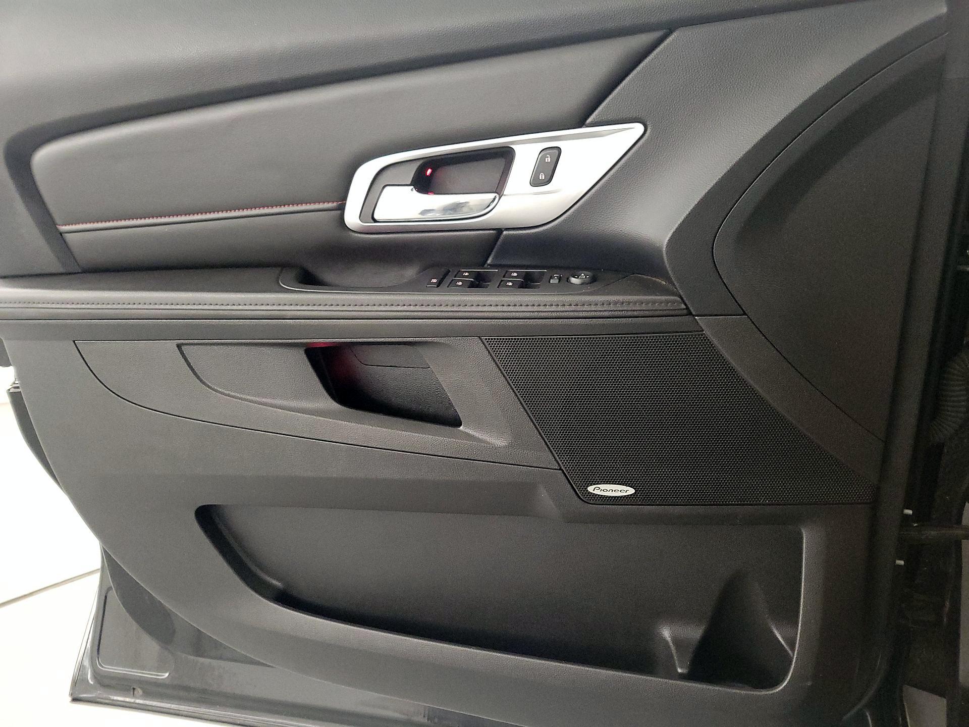 Thumbnail: 2016 GMC Terrain - 12