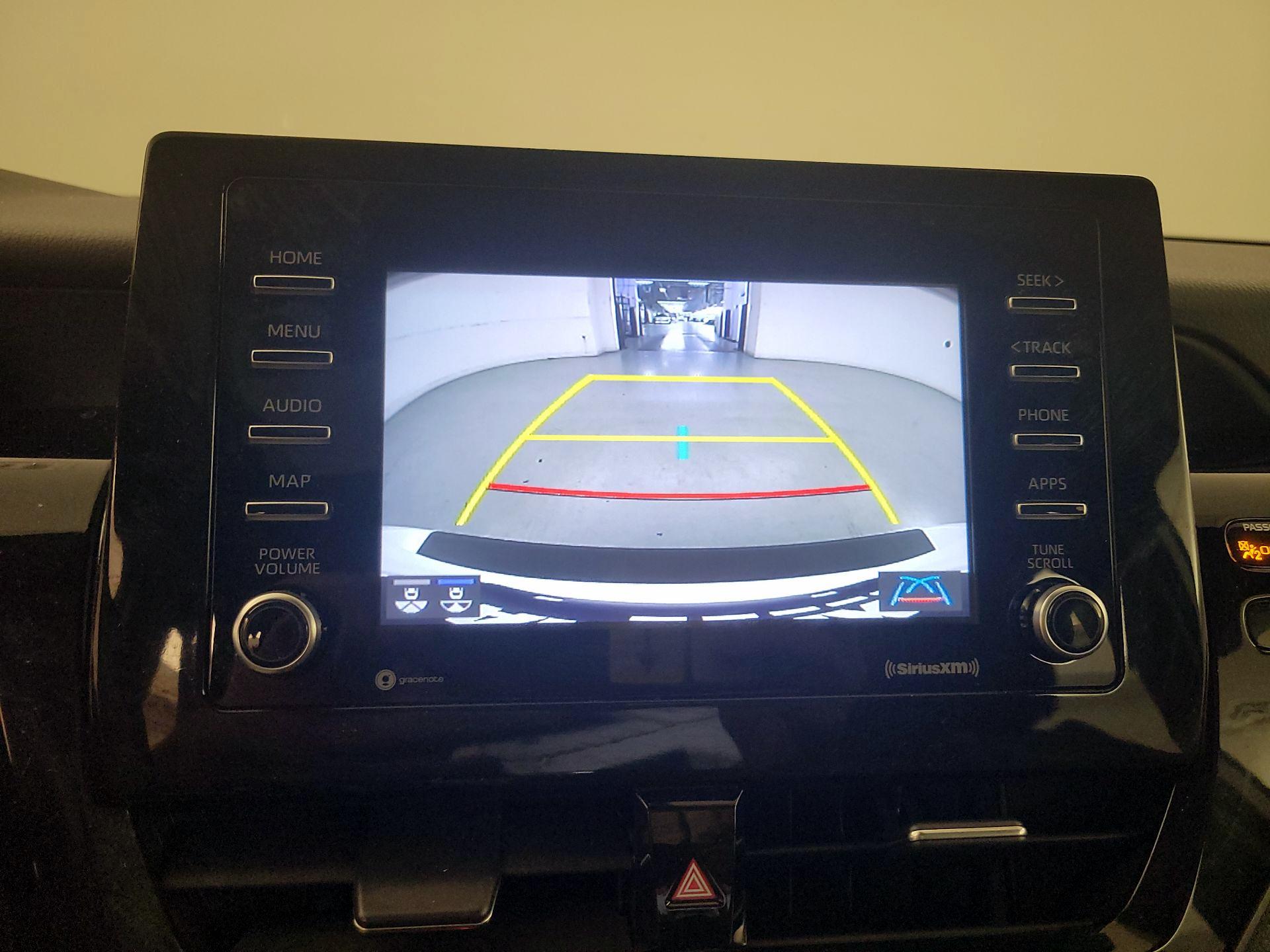 Thumbnail: 2021 Toyota Camry - 14