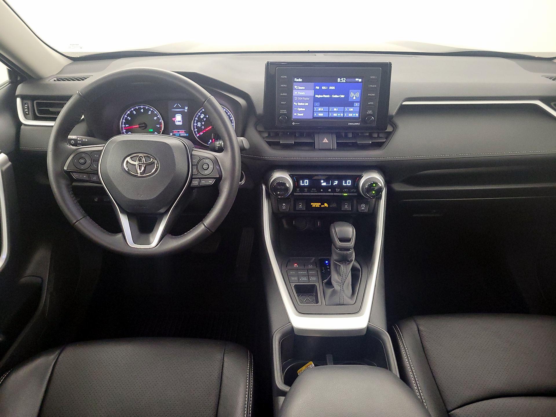 Thumbnail: 2022 Toyota RAV4 - 9