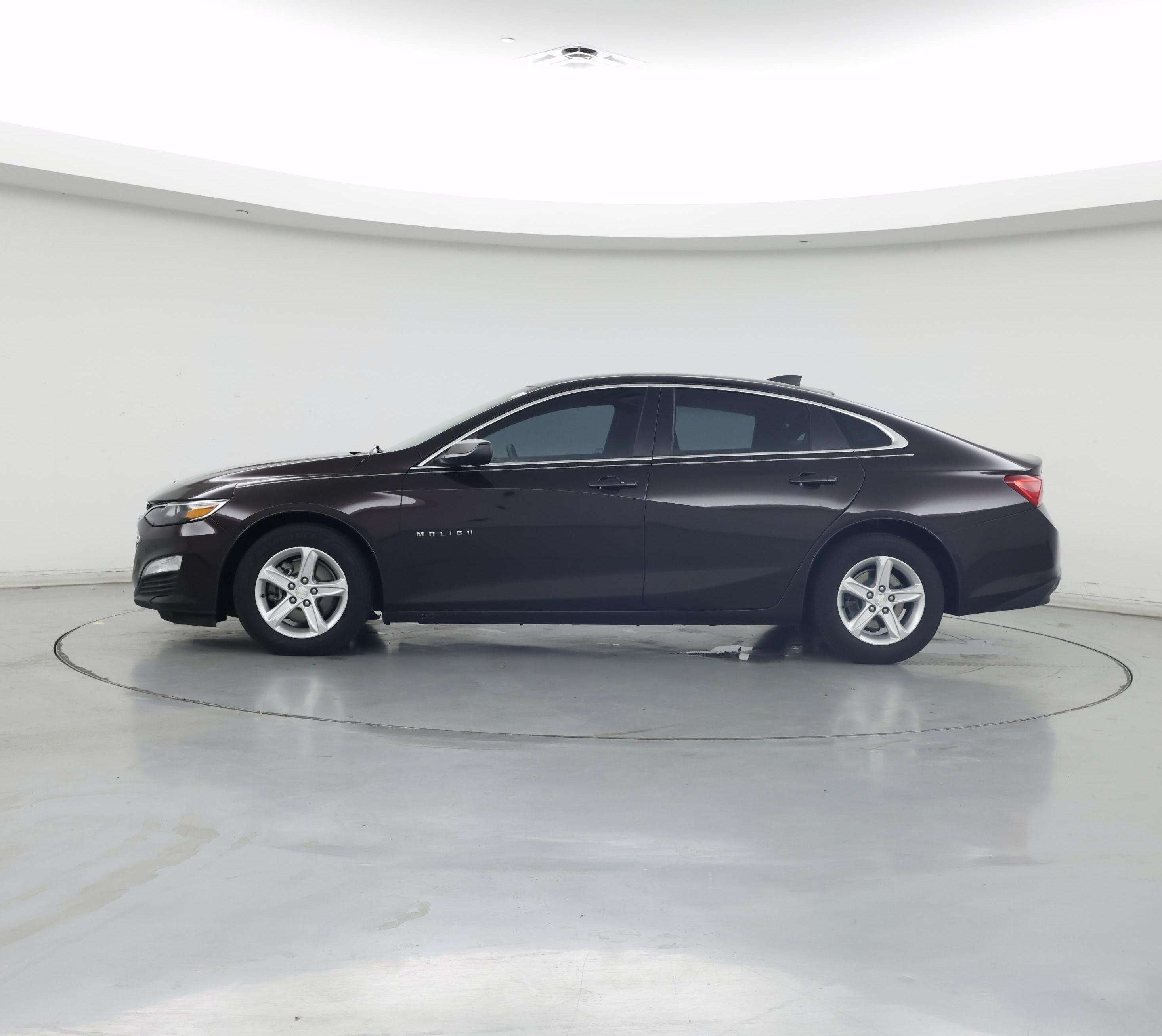 Thumbnail: 2020 Chevrolet Malibu - 3