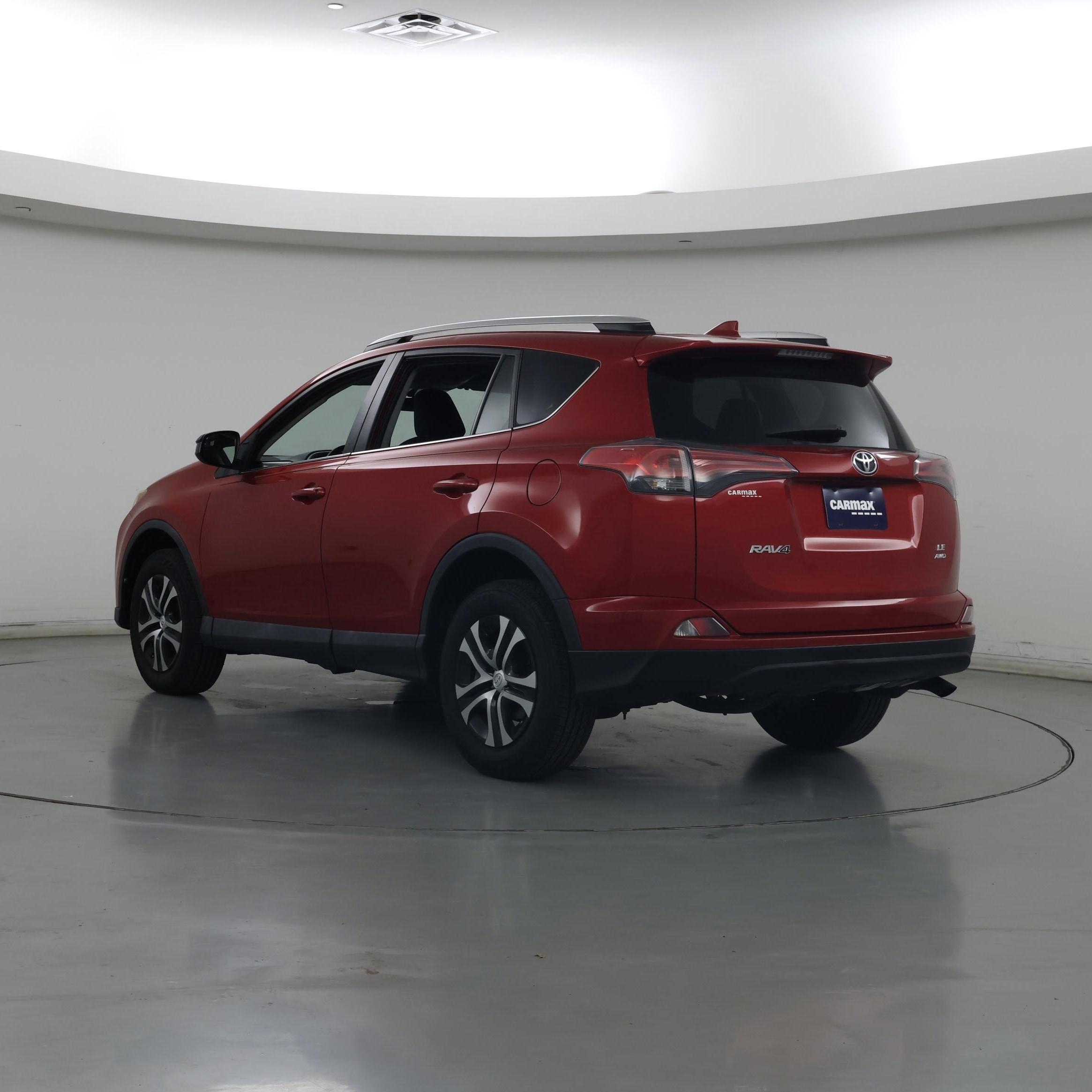 Thumbnail: 2016 Toyota RAV4 - 2