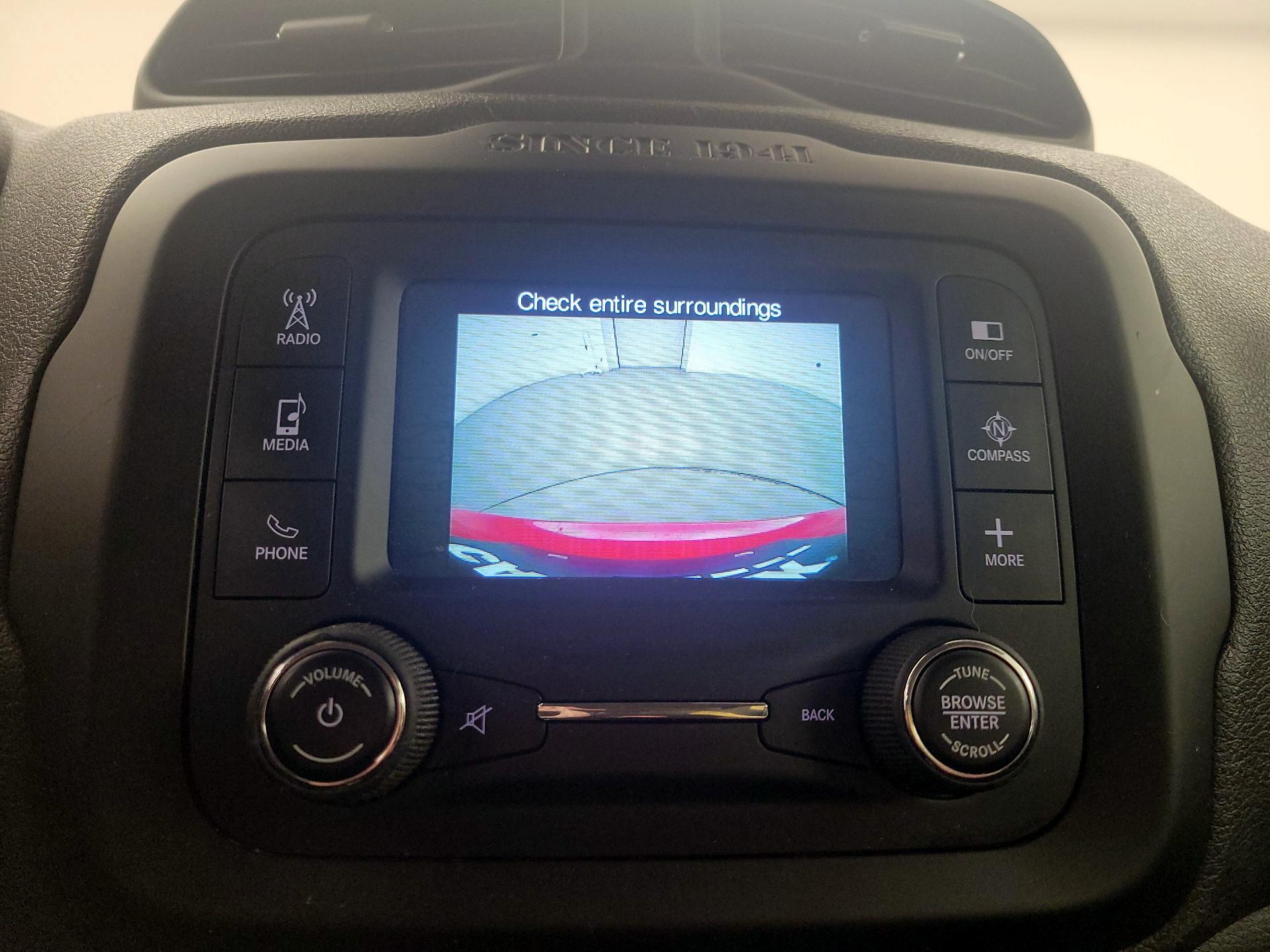 Thumbnail: 2017 Jeep Renegade - 14