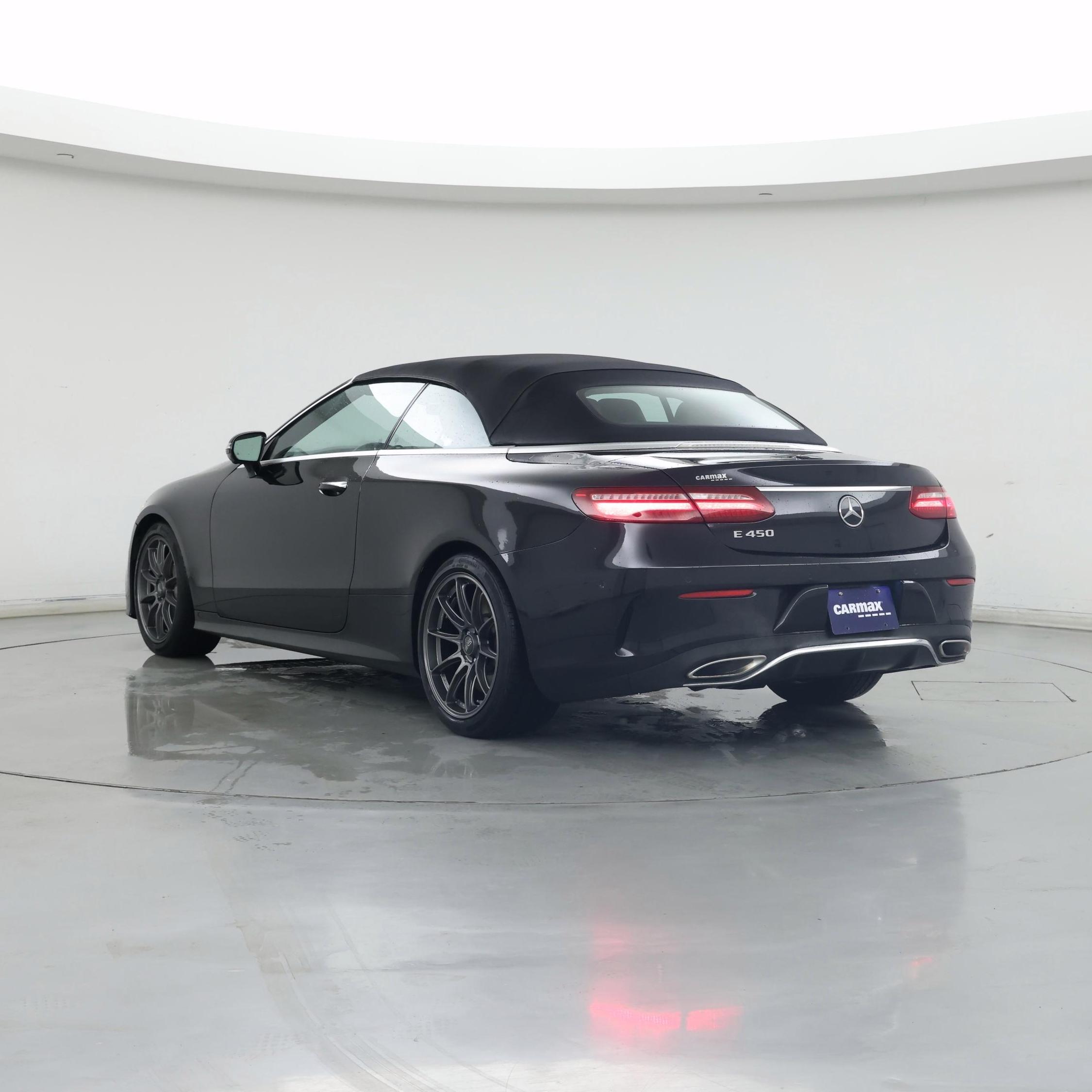 Thumbnail: 2019 Mercedes-Benz E-Class - 2