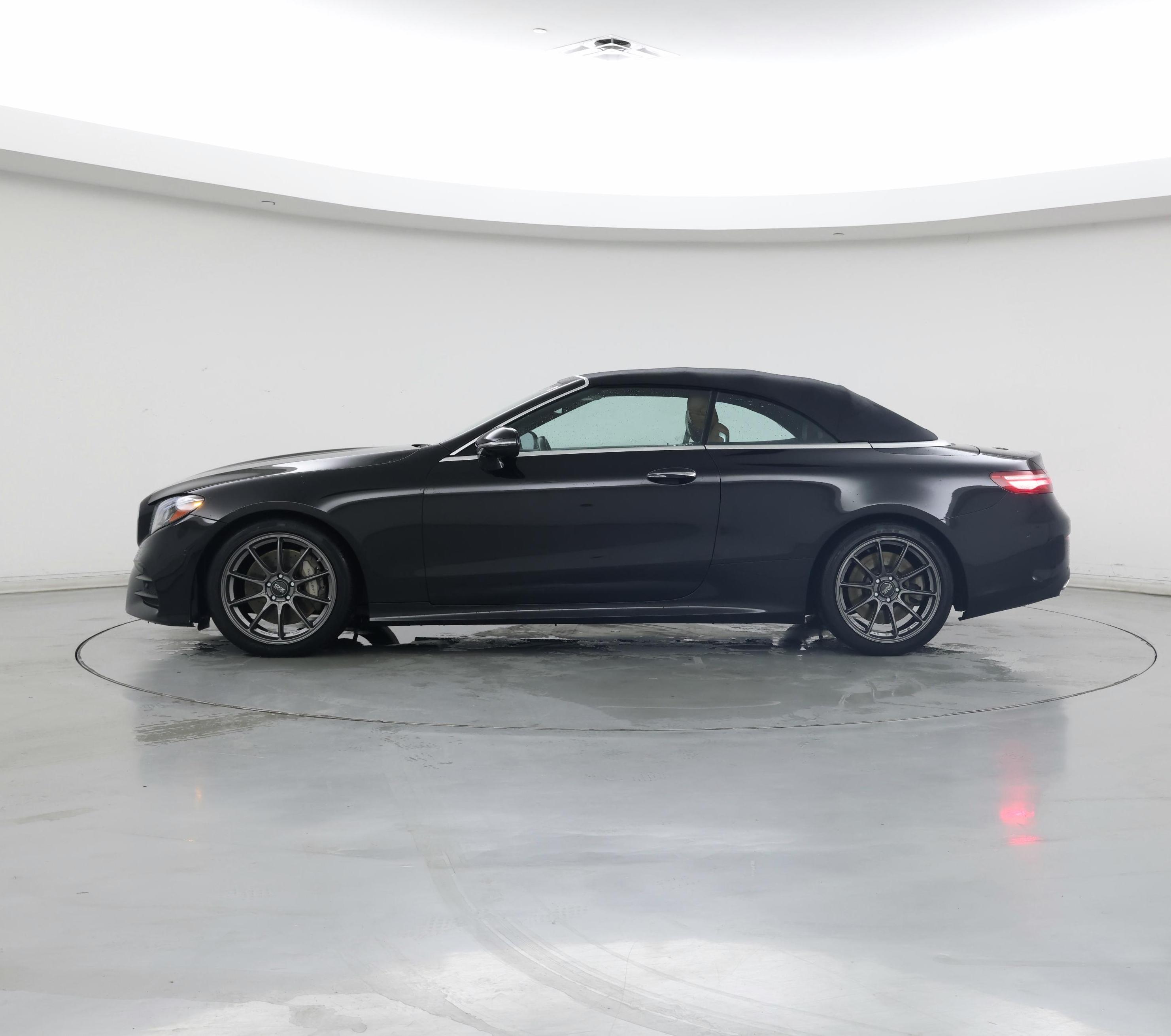 Thumbnail: 2019 Mercedes-Benz E-Class - 3