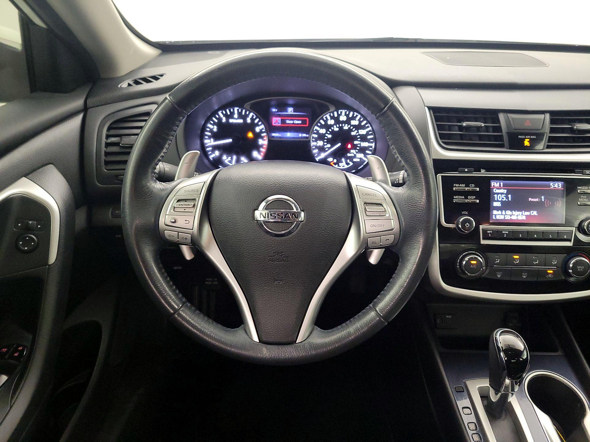 Thumbnail: 2018 Nissan Altima - 10
