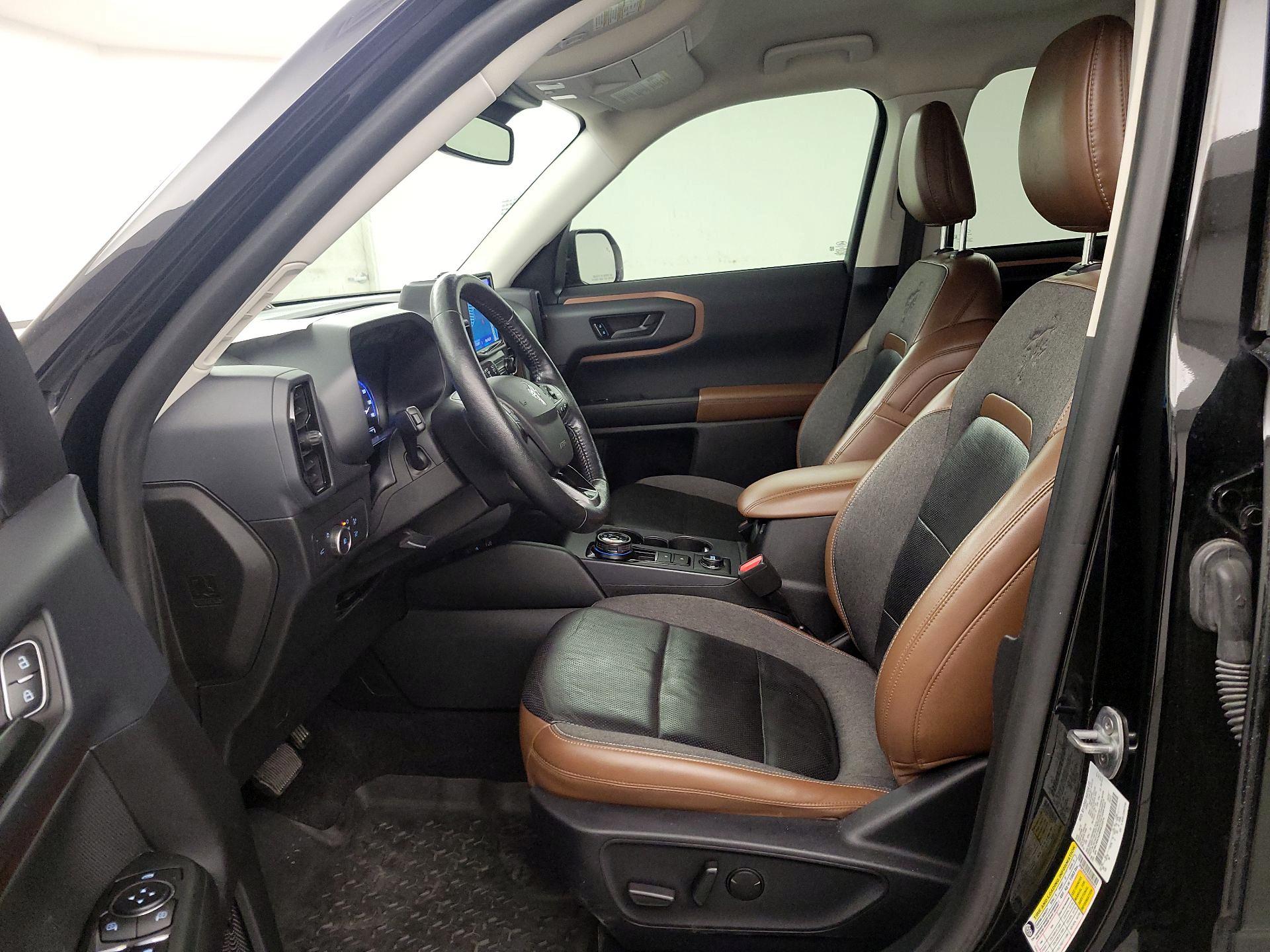 Thumbnail: 2021 Ford Bronco Sport - 11