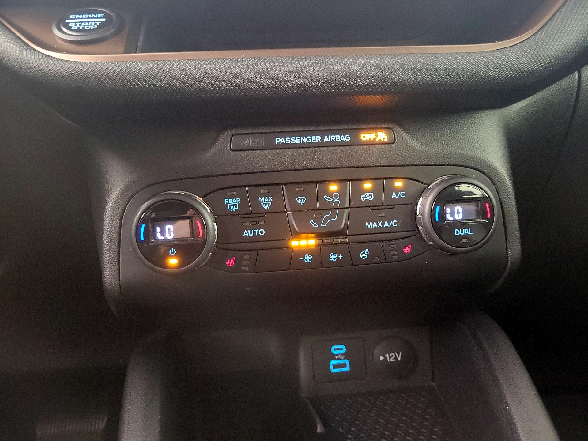 Thumbnail: 2021 Ford Bronco Sport - 17